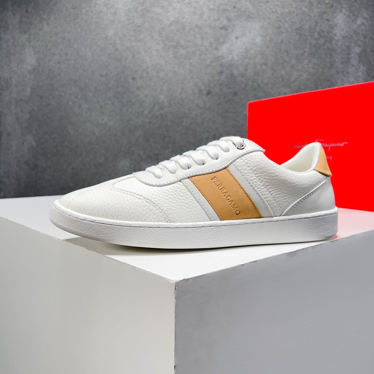 Ferragamo-070Shoes
