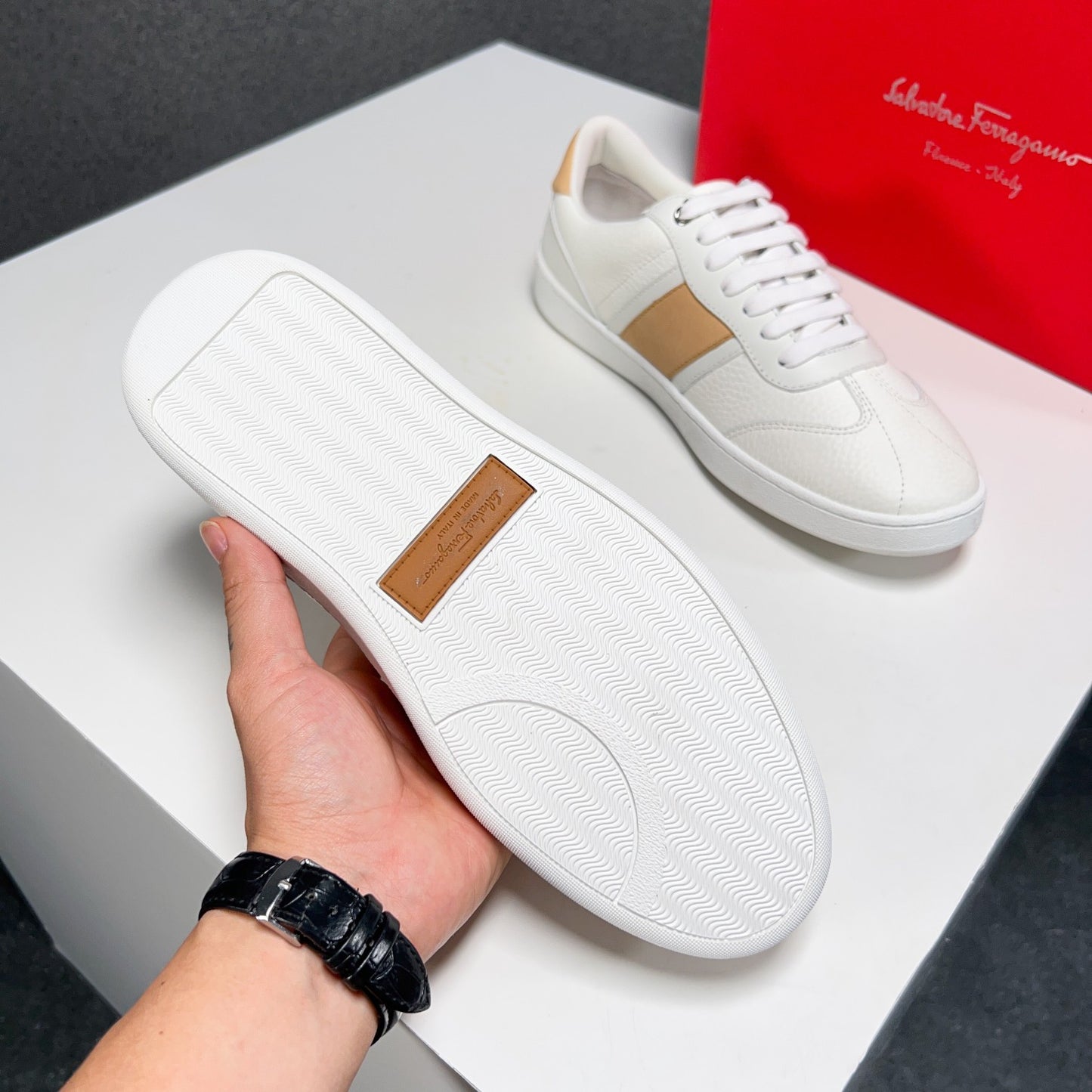 Ferragamo-070Shoes