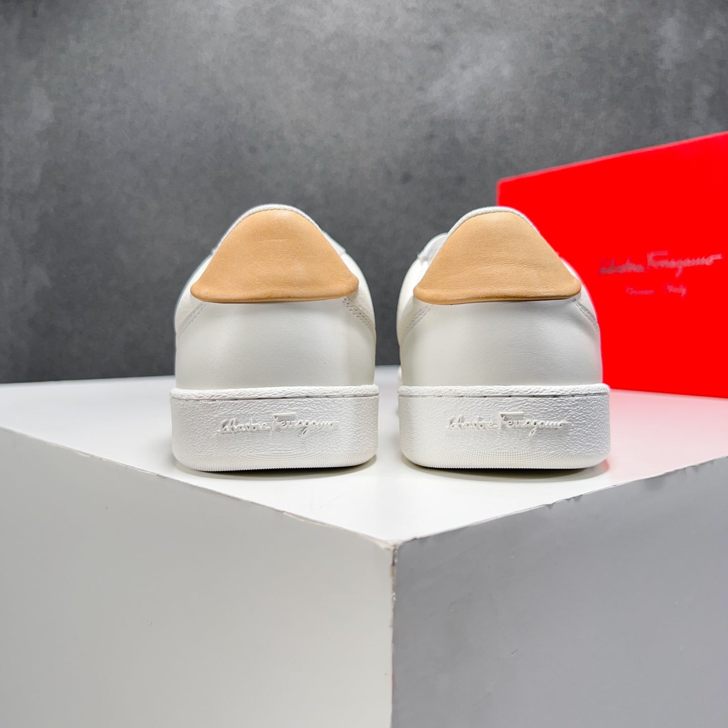 Ferragamo-070Shoes