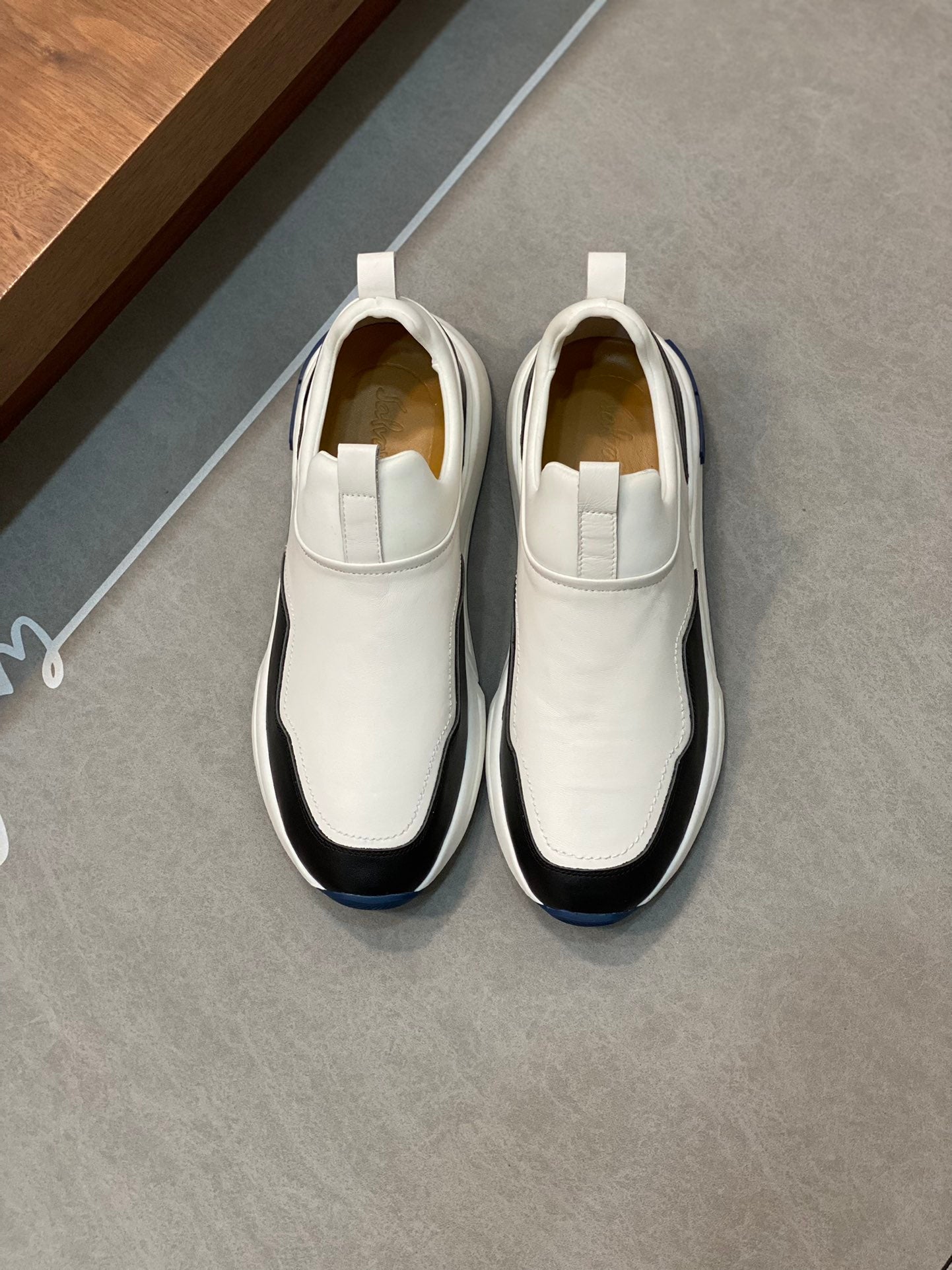 Ferragamo-081Shoes