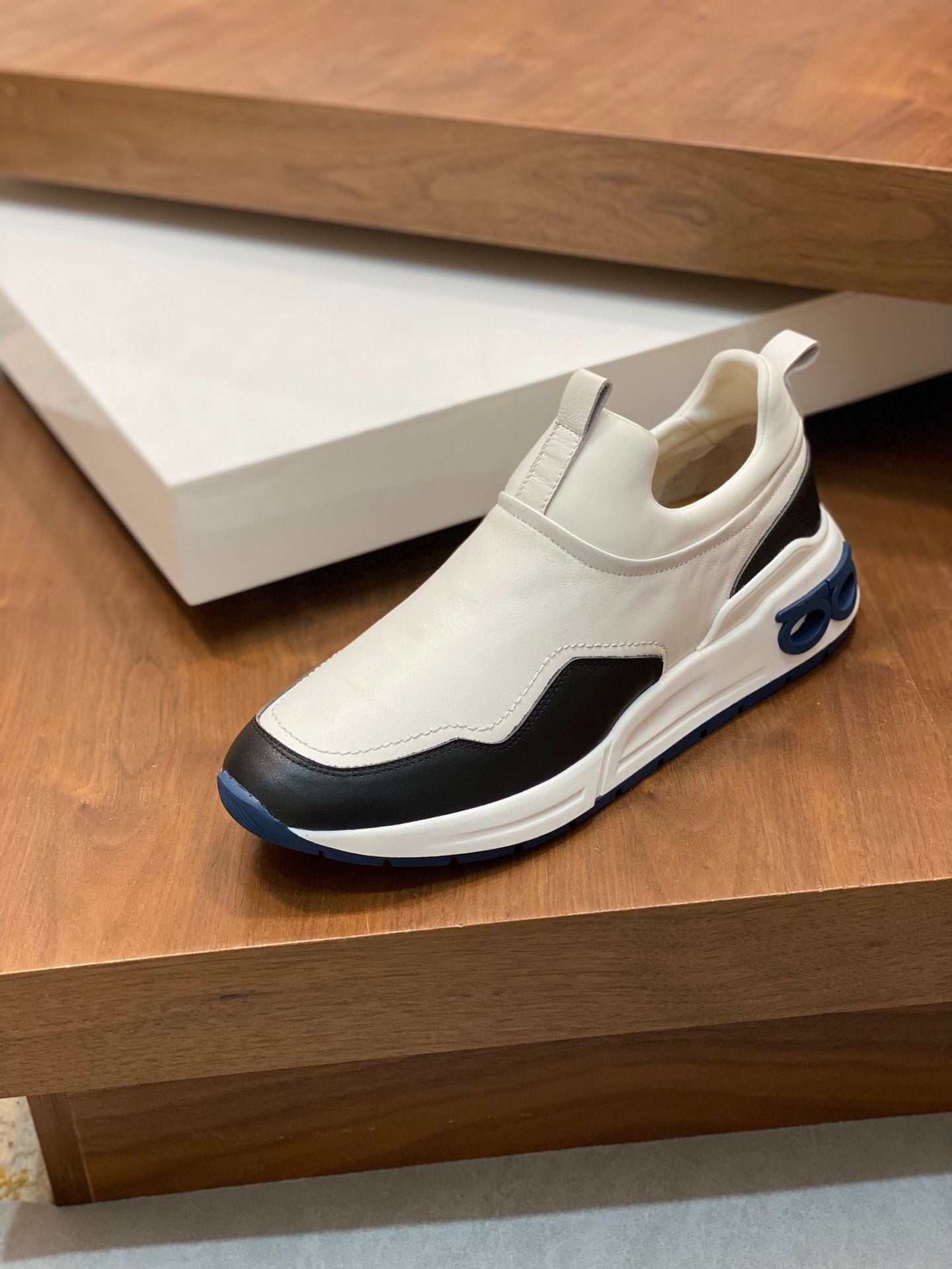 Ferragamo-081Shoes