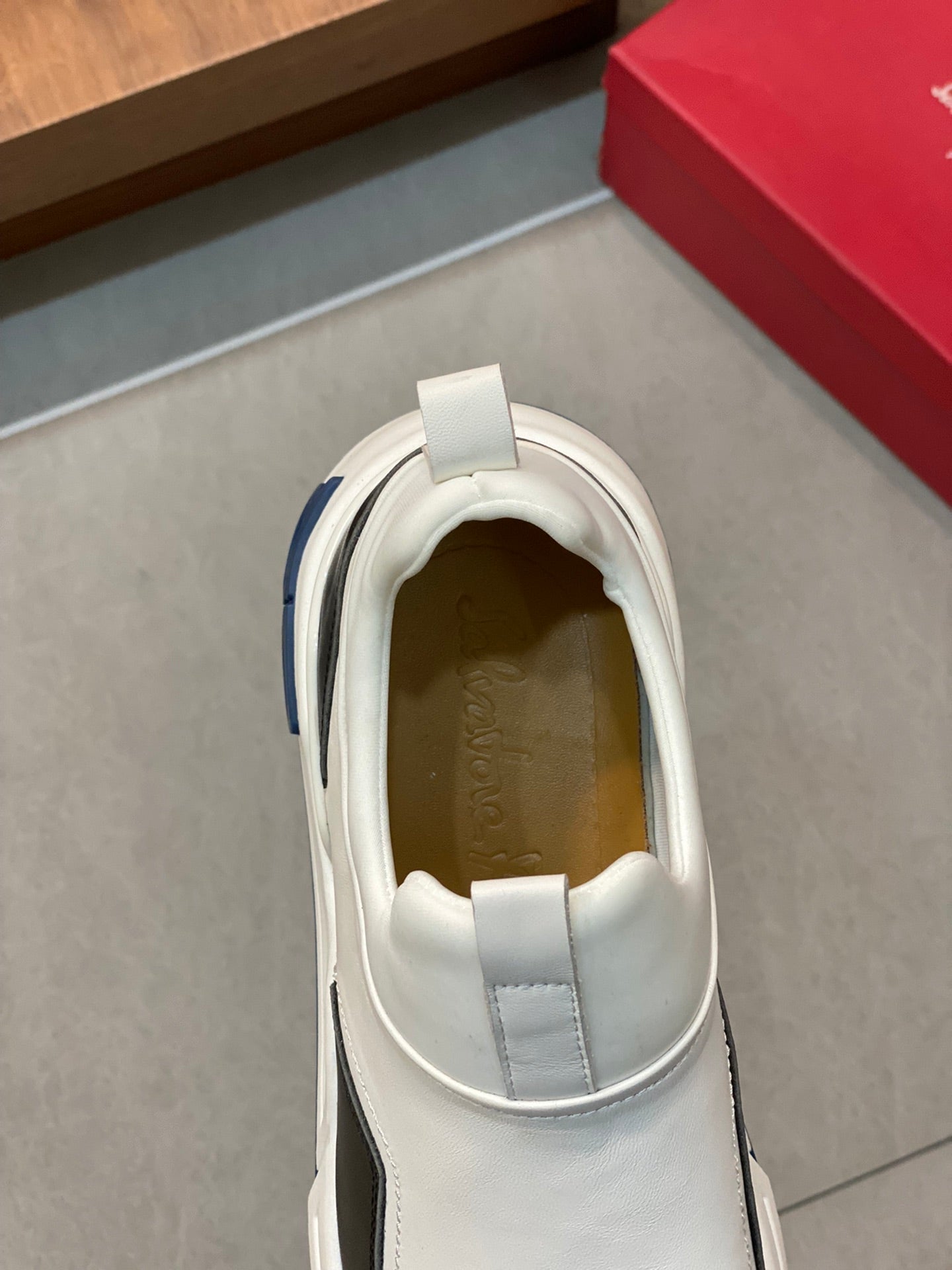 Ferragamo-081Shoes