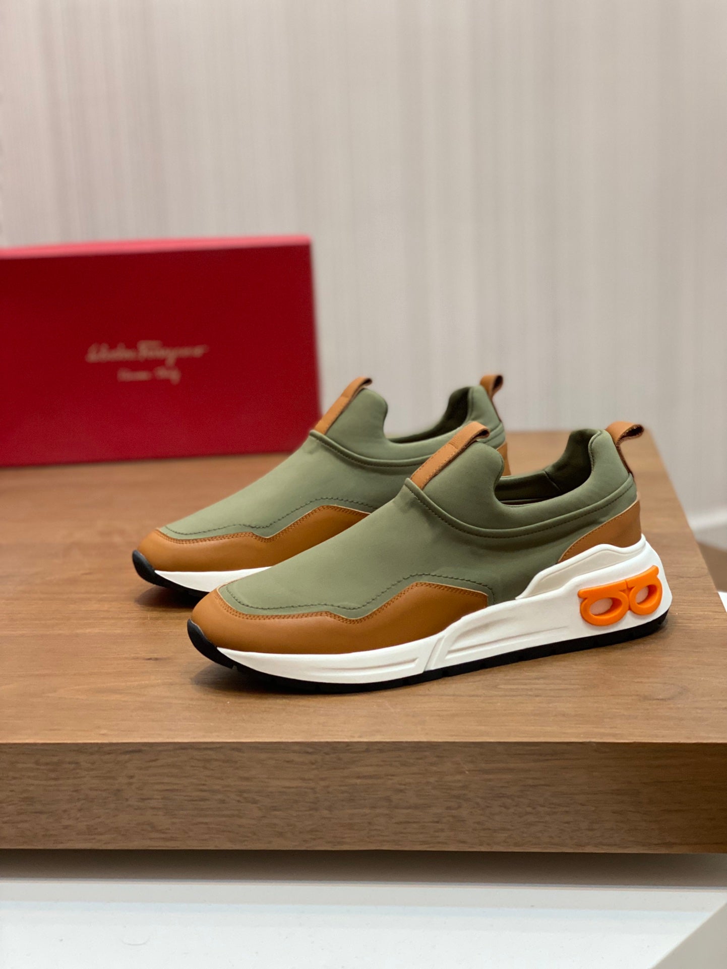 Ferragamo-082Shoes