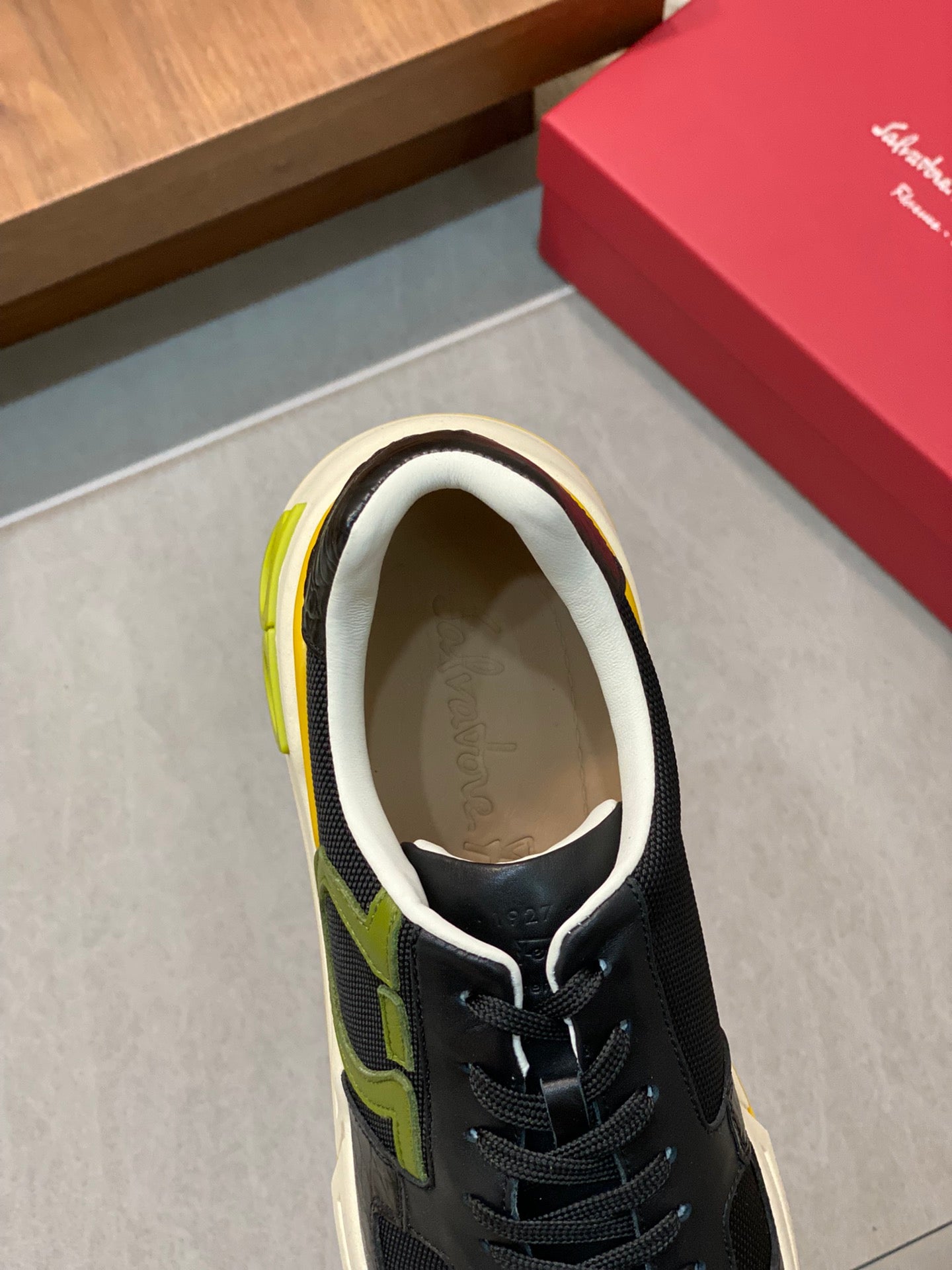 Ferragamo-094Shoes