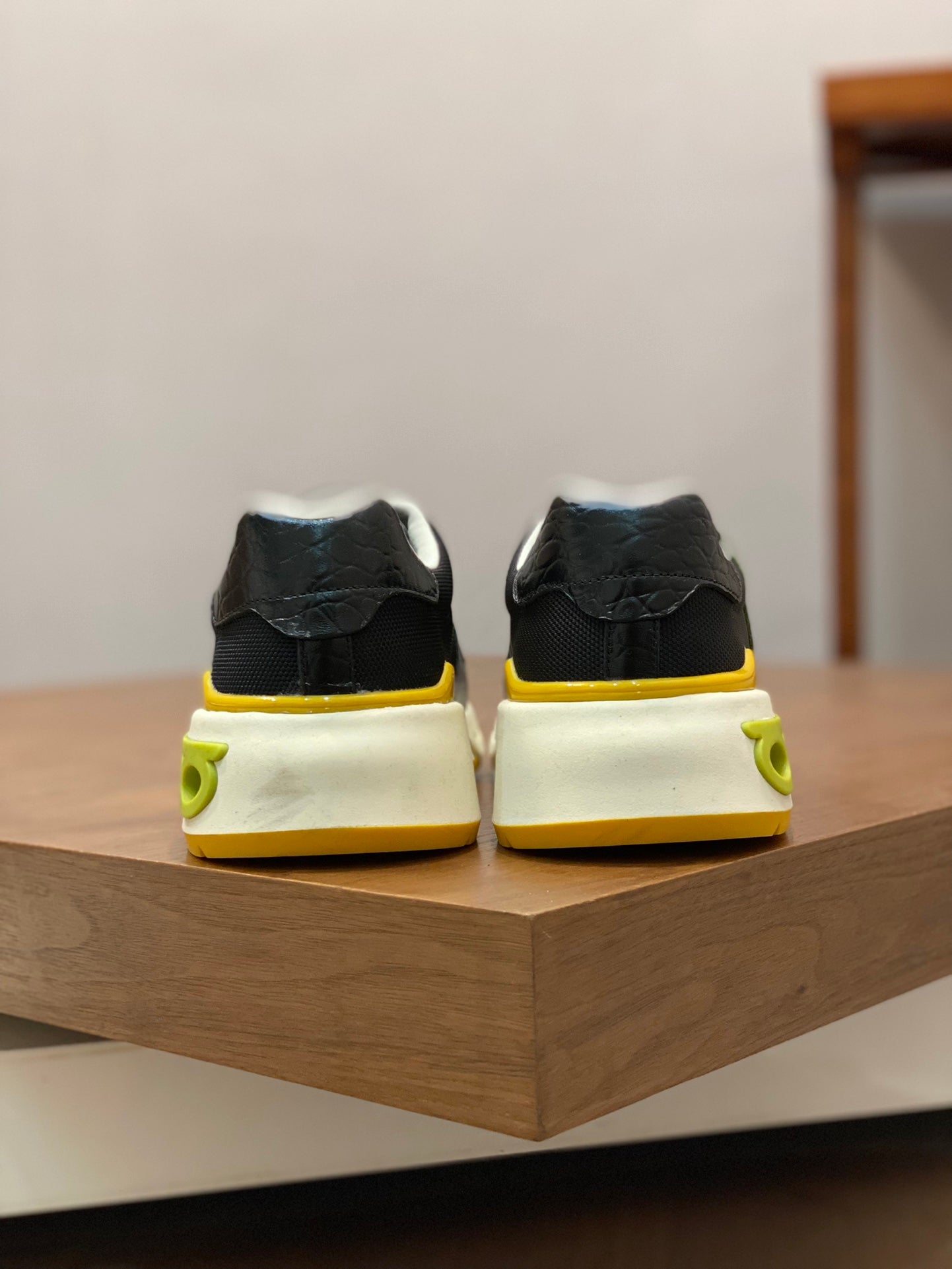 Ferragamo-094Shoes