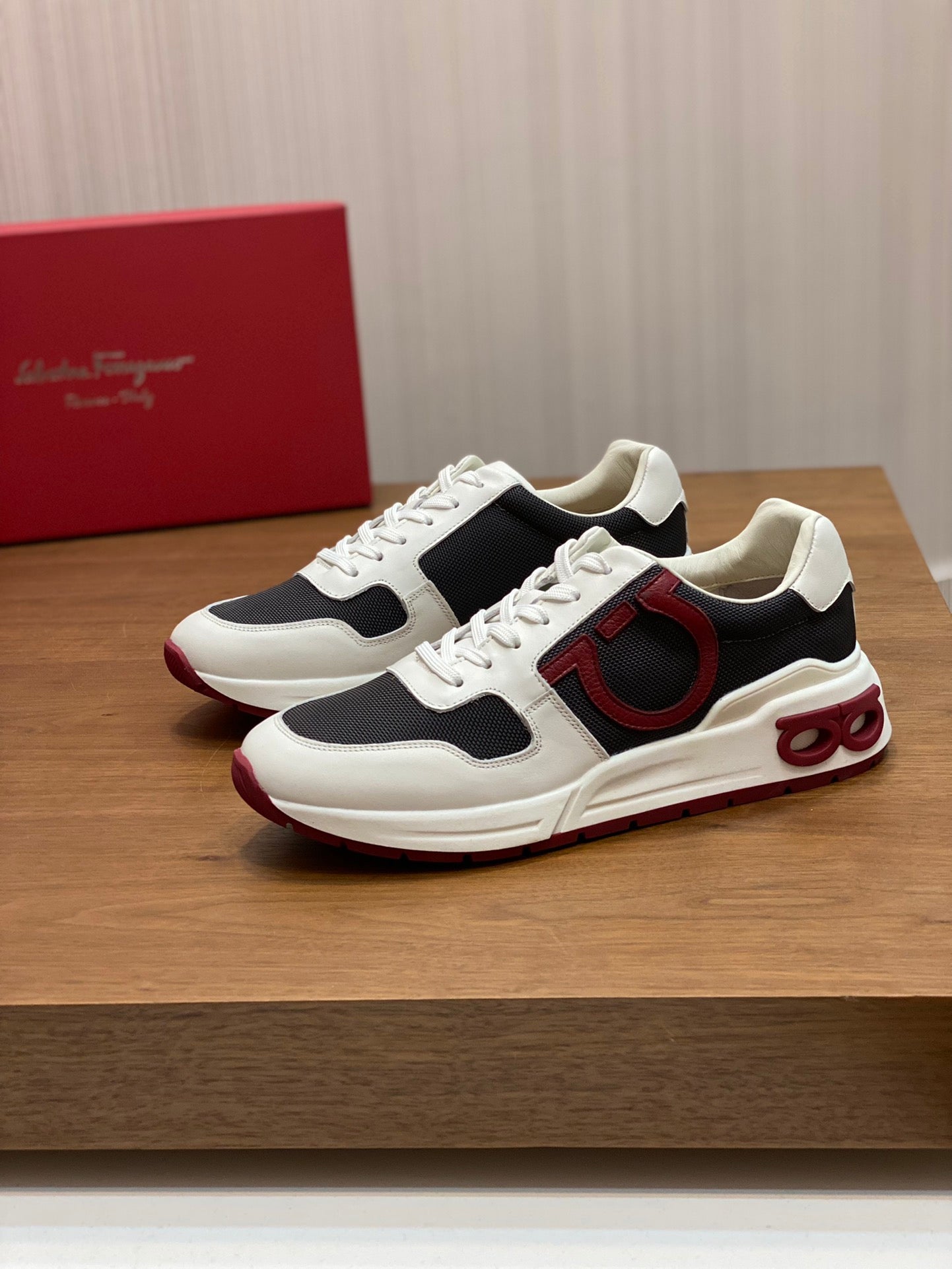 Ferragamo-098Shoes