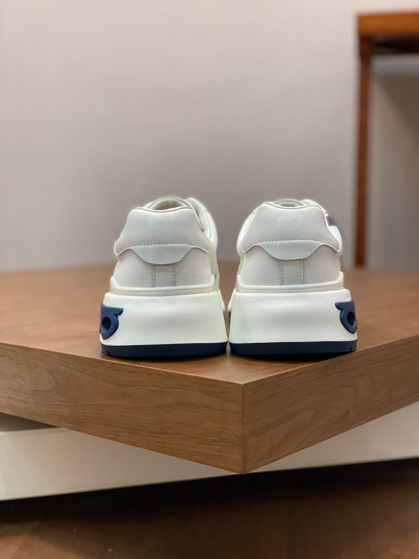 Ferragamo-099Shoes