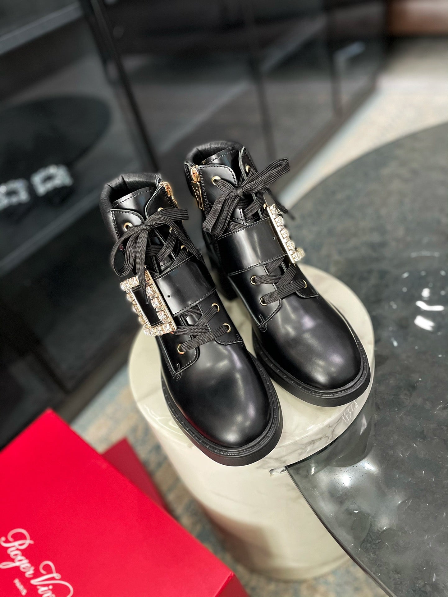 RV-003Shoes