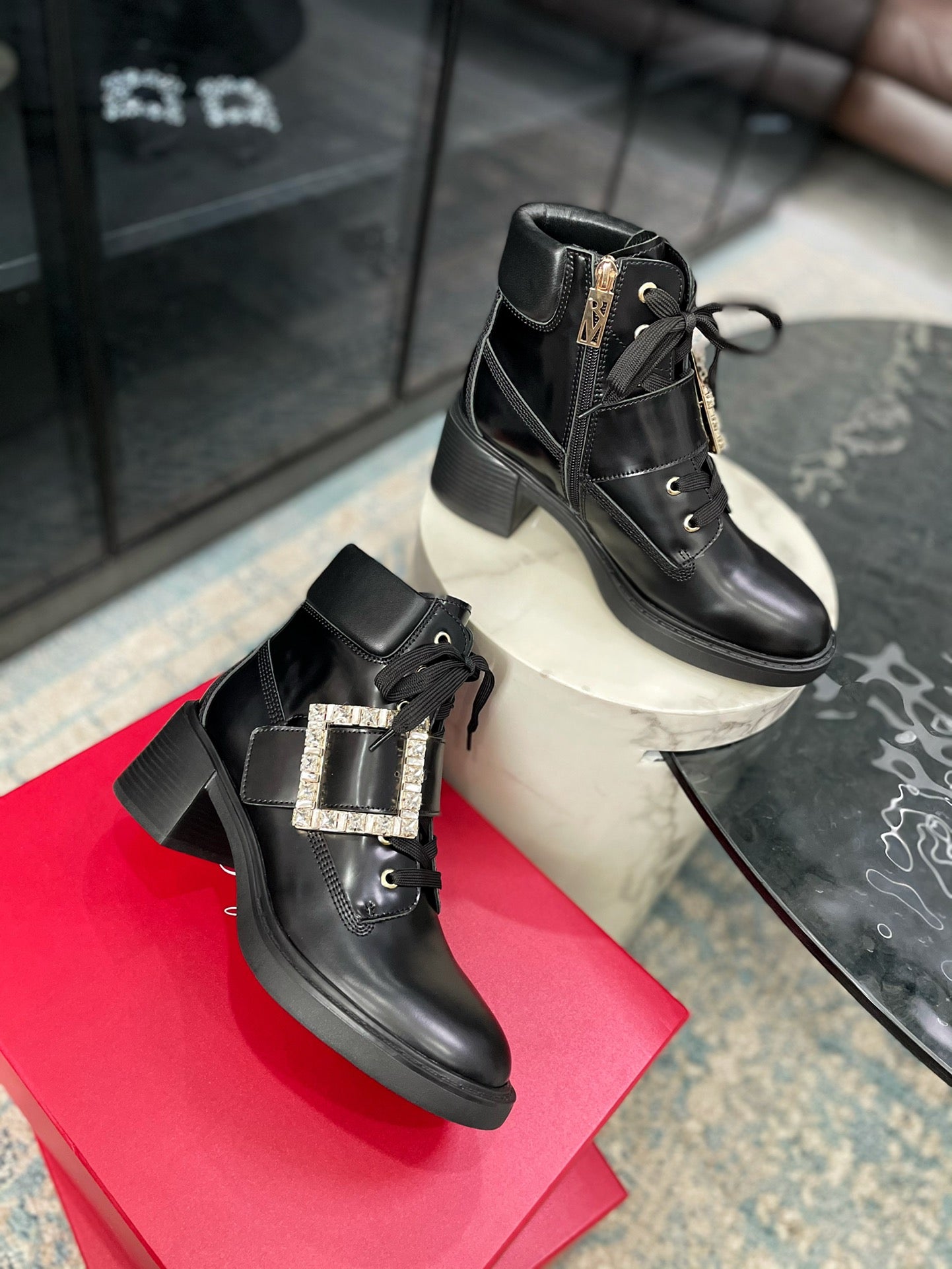 RV-003Shoes
