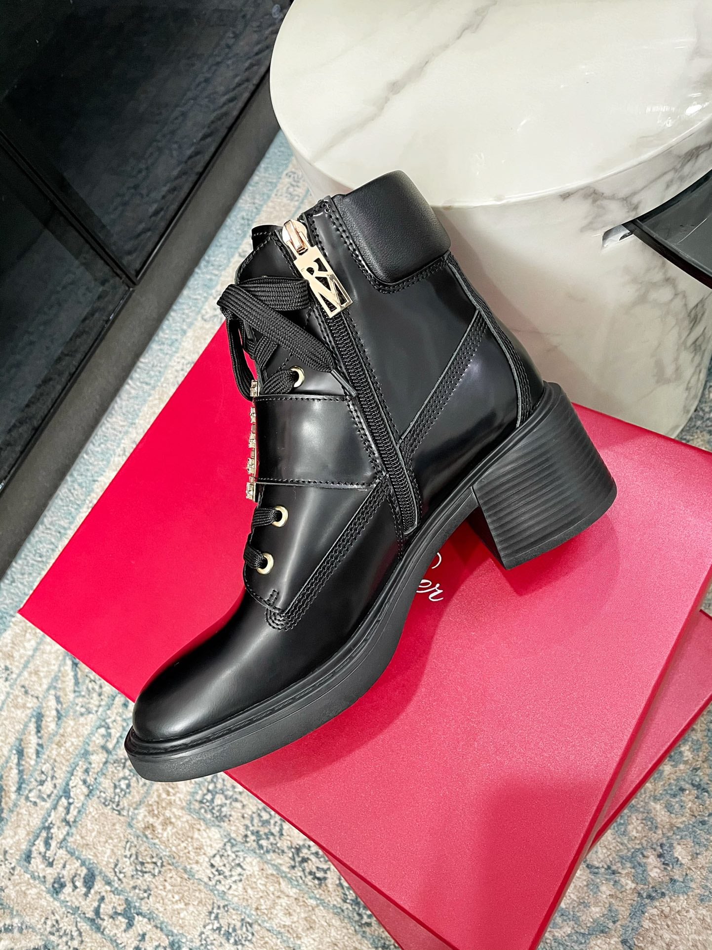 RV-003Shoes