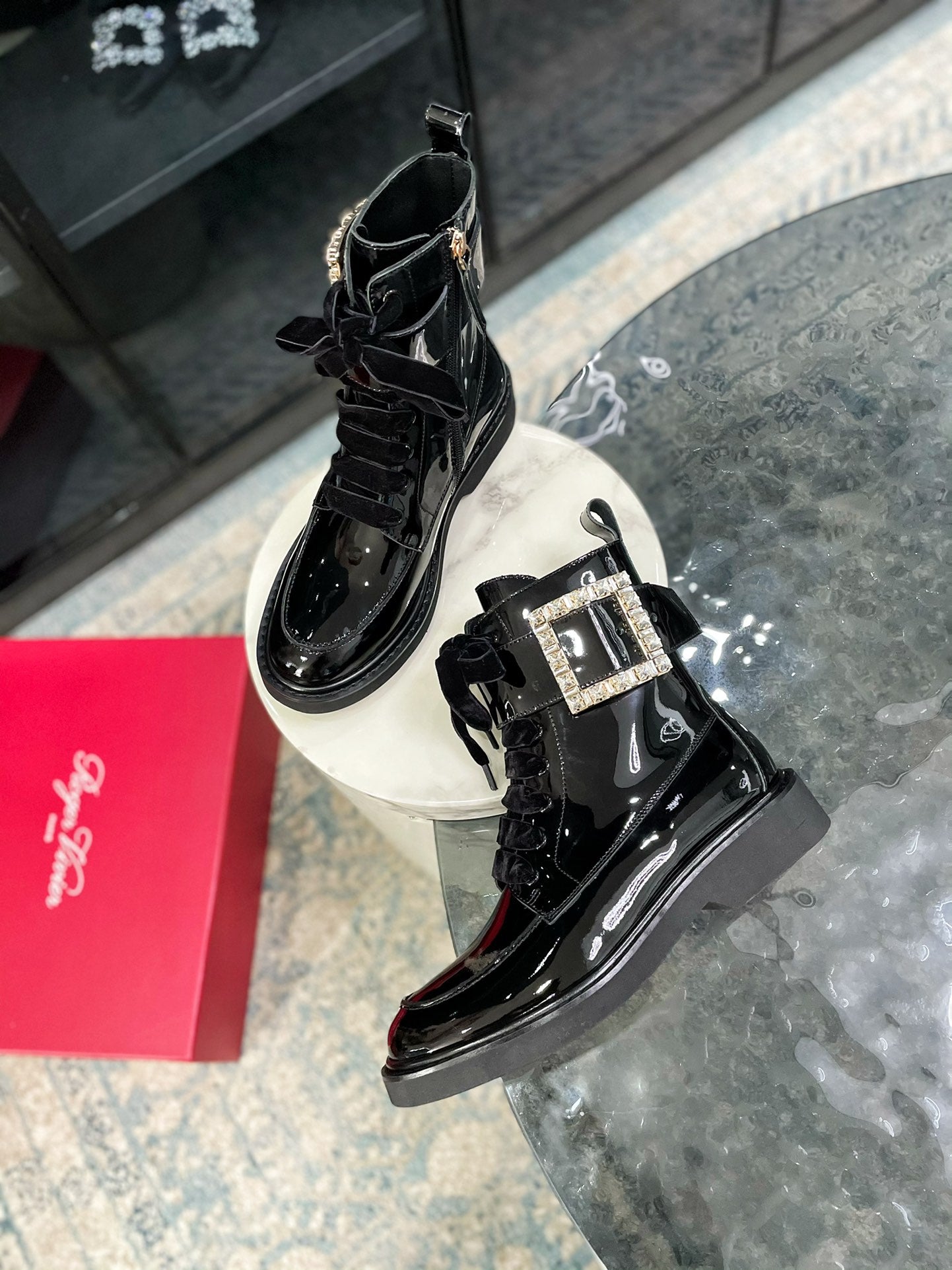 RV-005Shoes