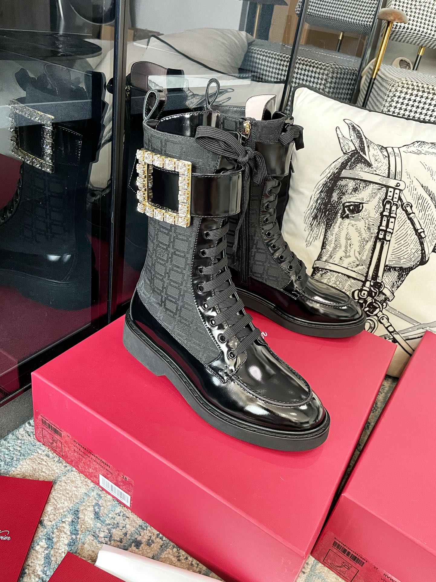 RV-006Shoes