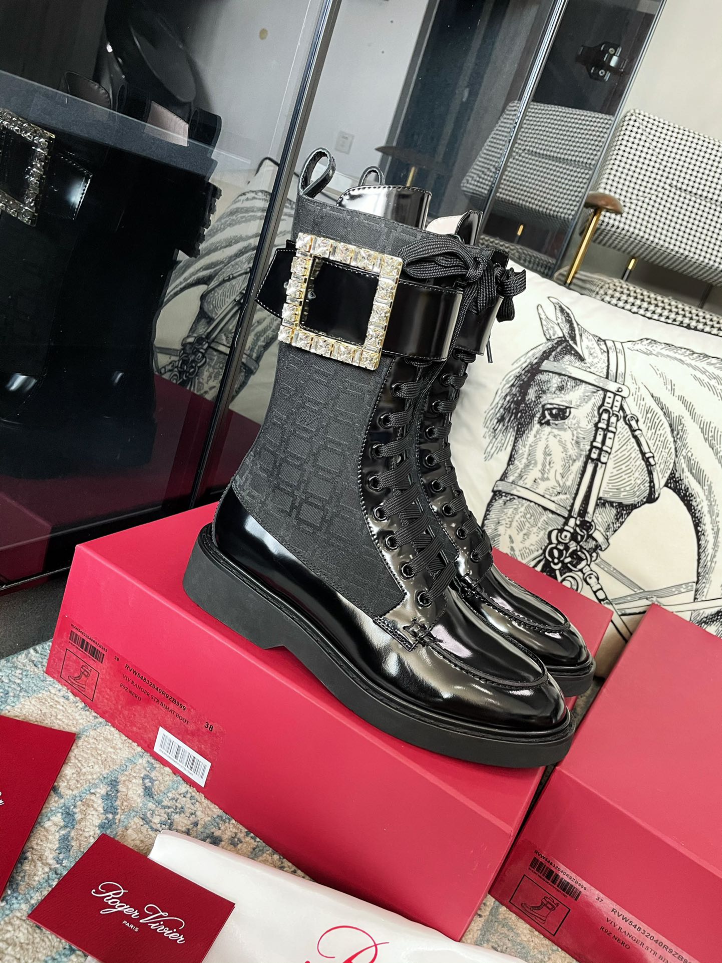 RV-006Shoes