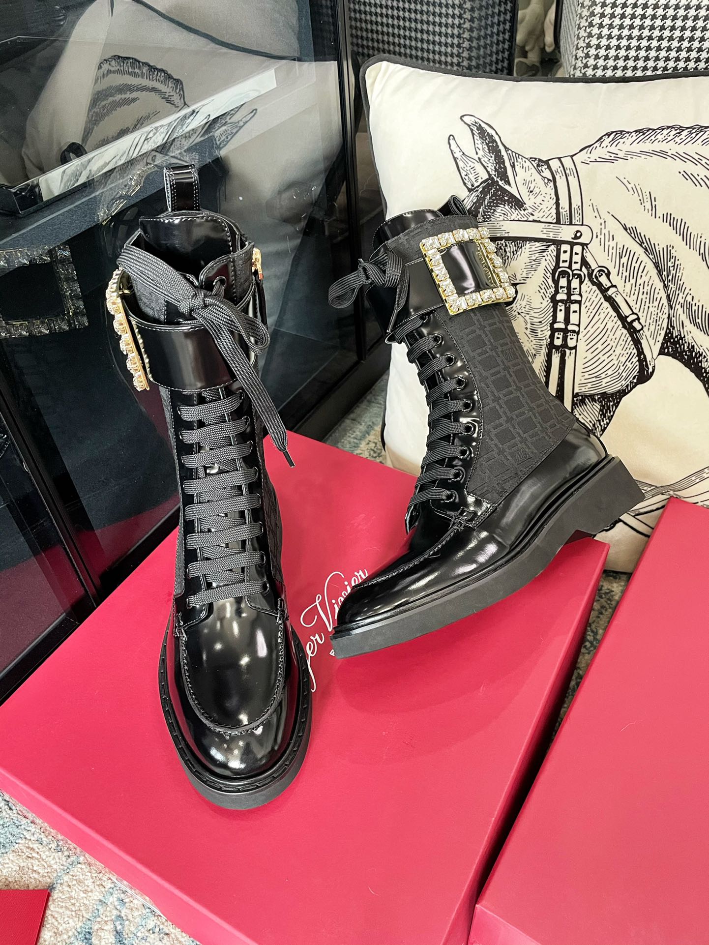 RV-006Shoes