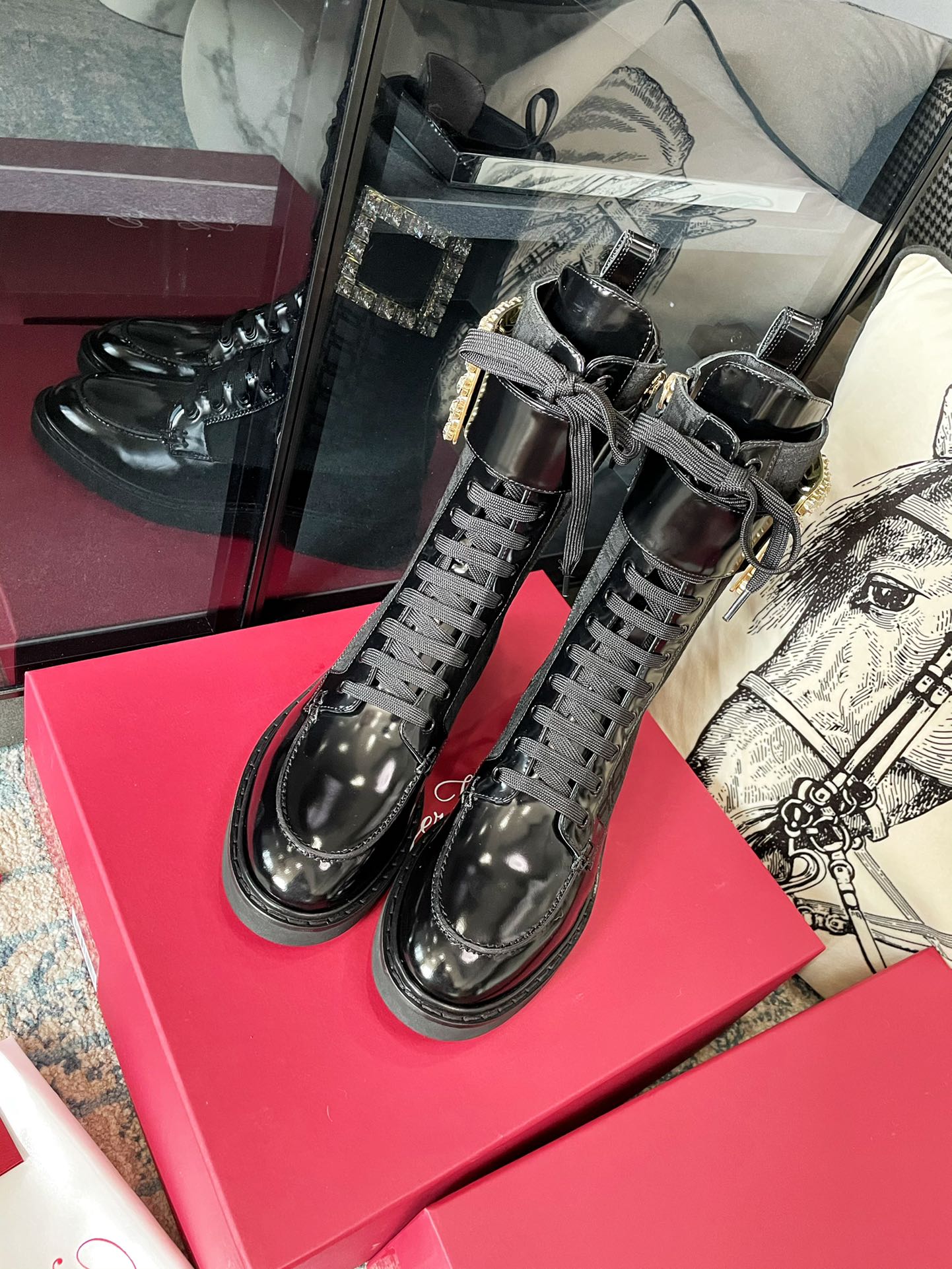 RV-006Shoes