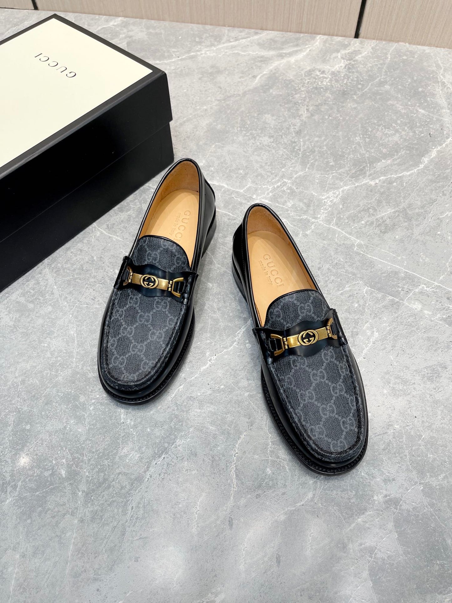 PRADA-136Shoes