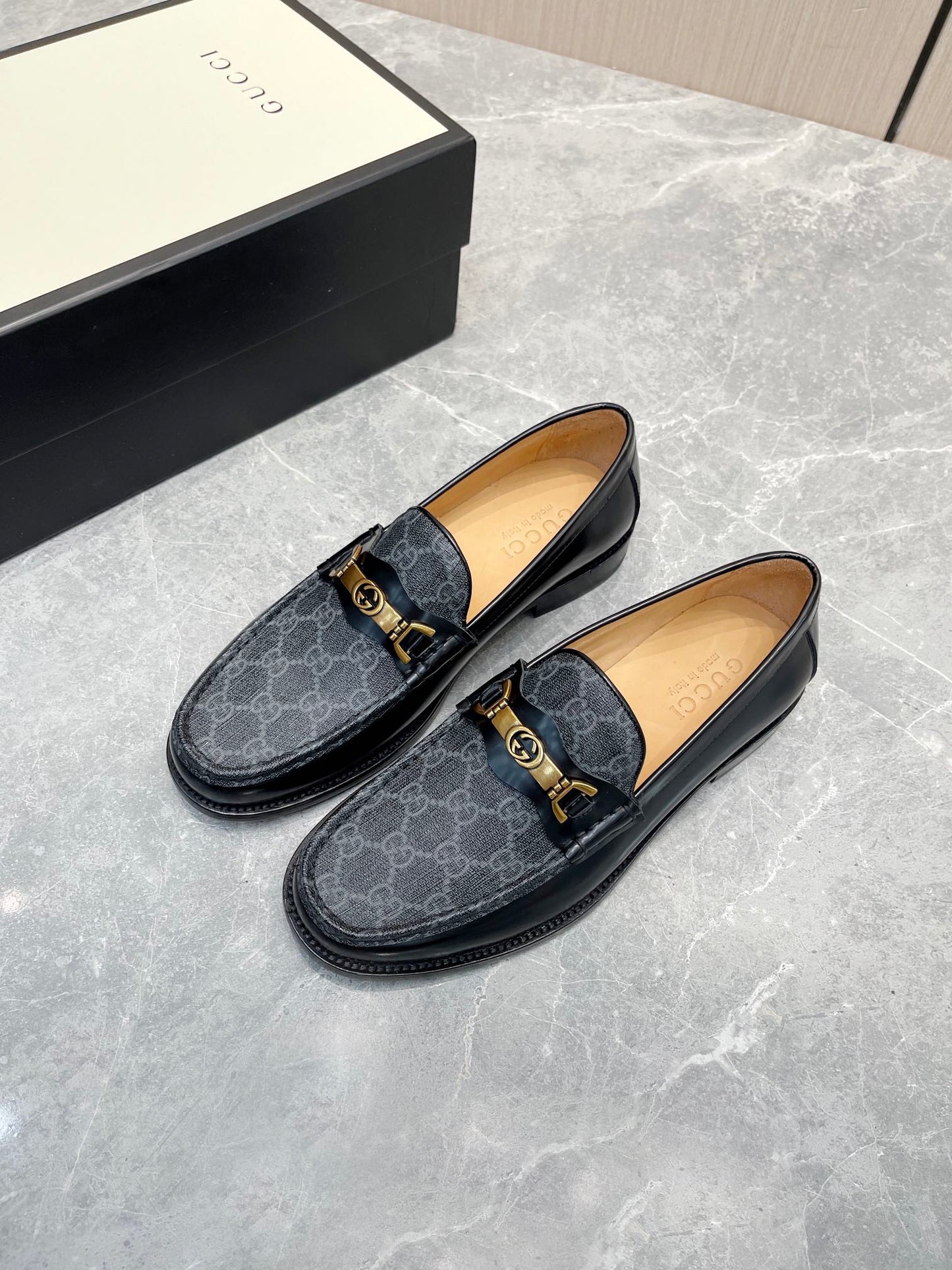 PRADA-136Shoes