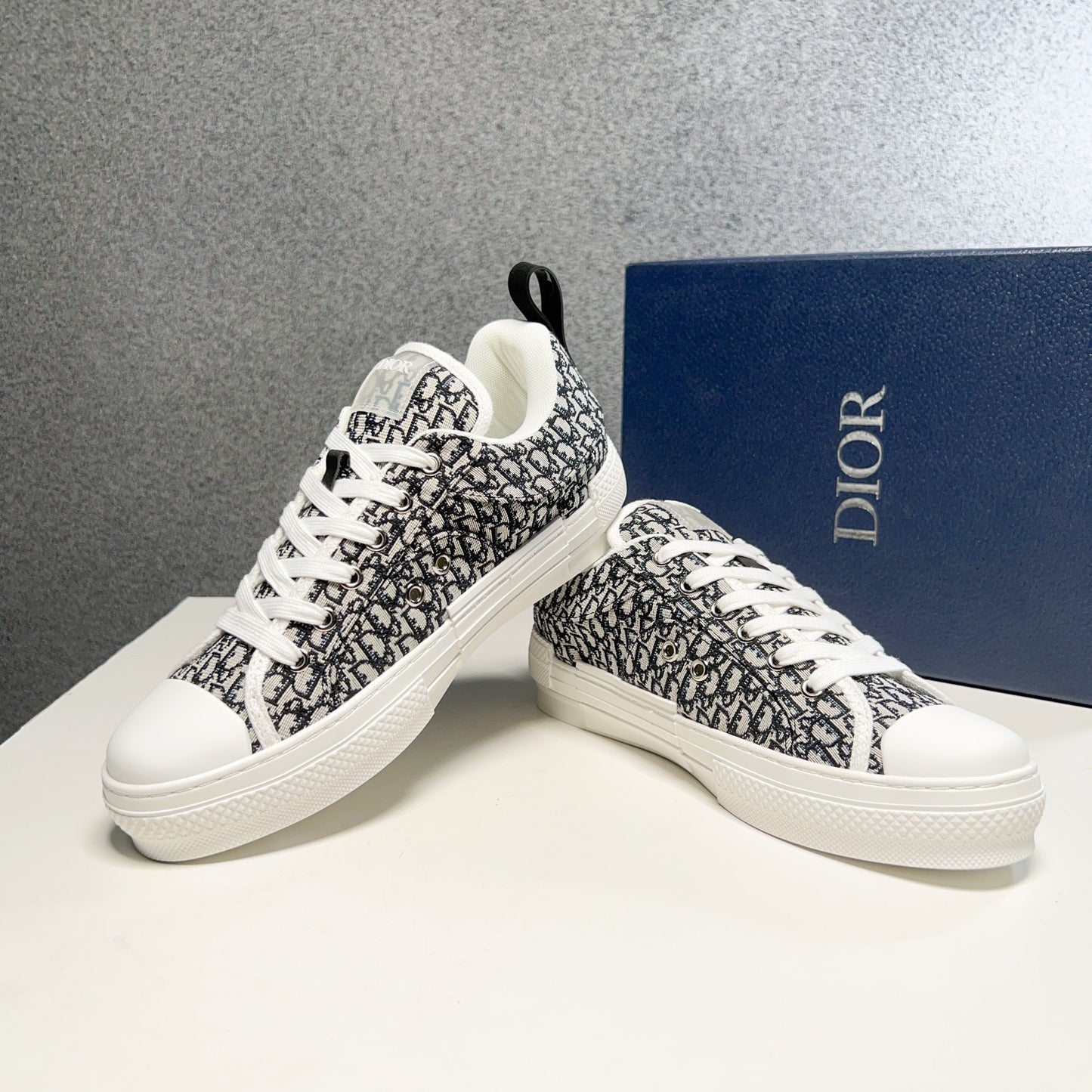 DIOR-123shoes
