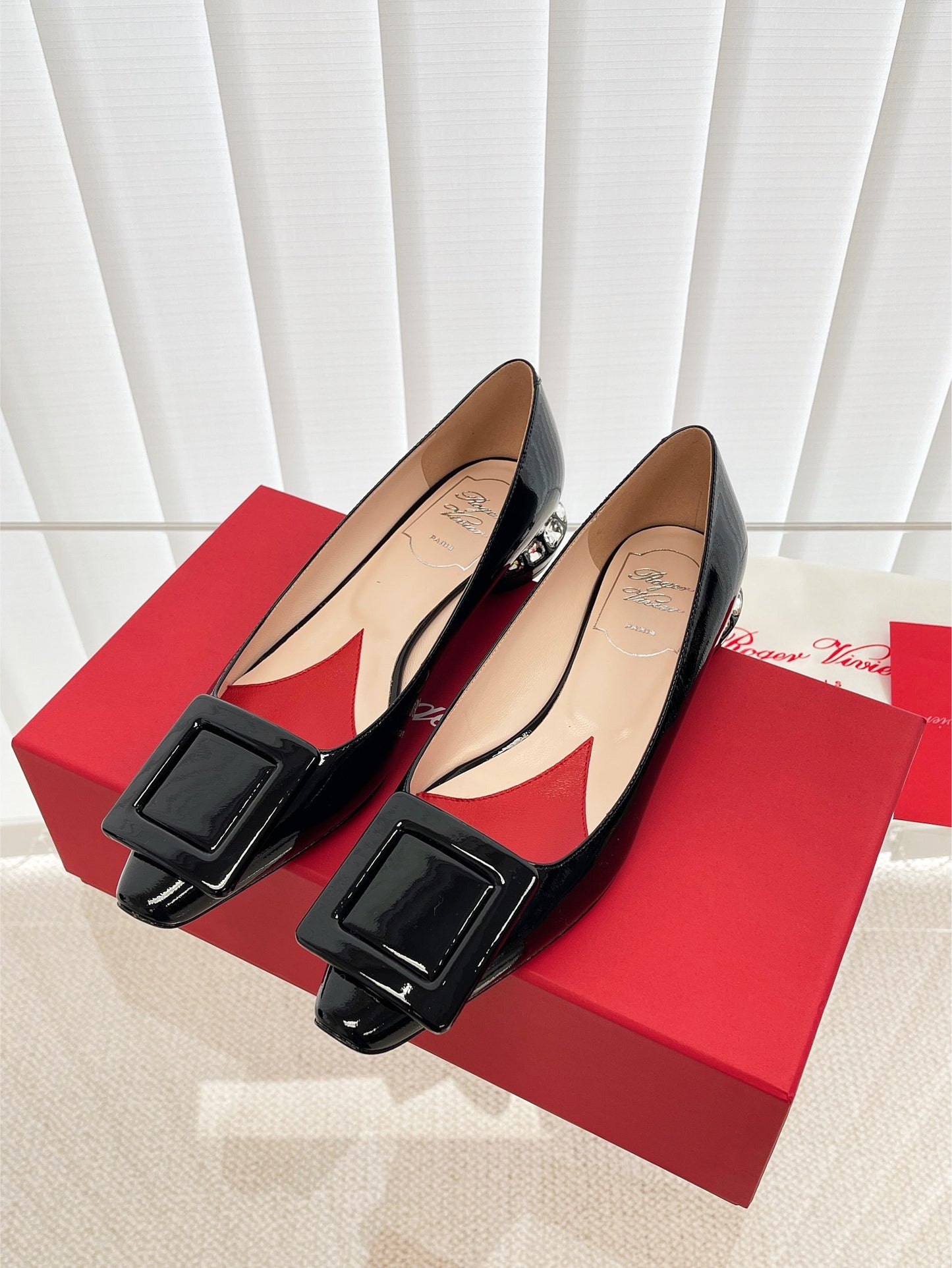 RV-042Shoes