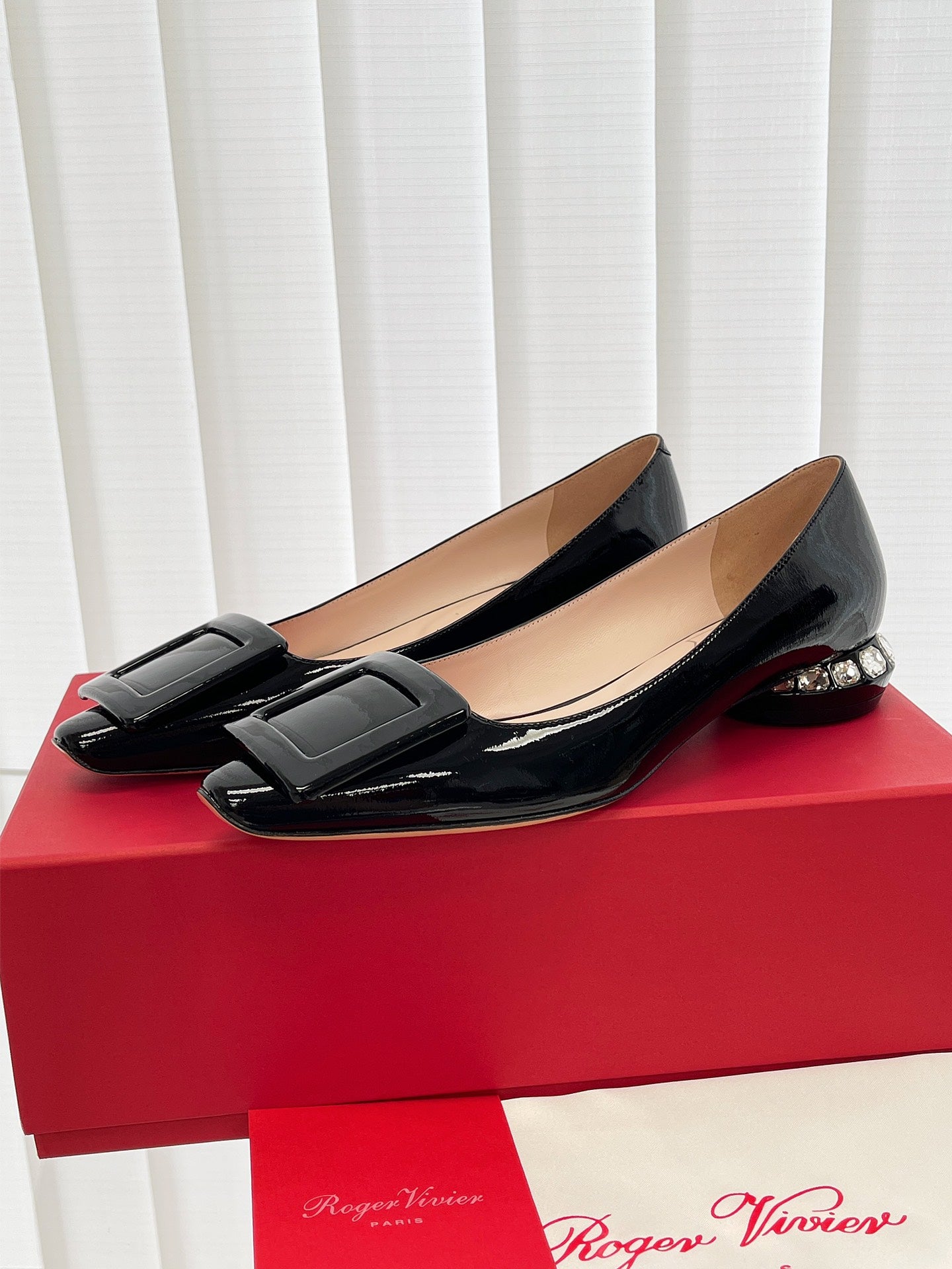 RV-042Shoes