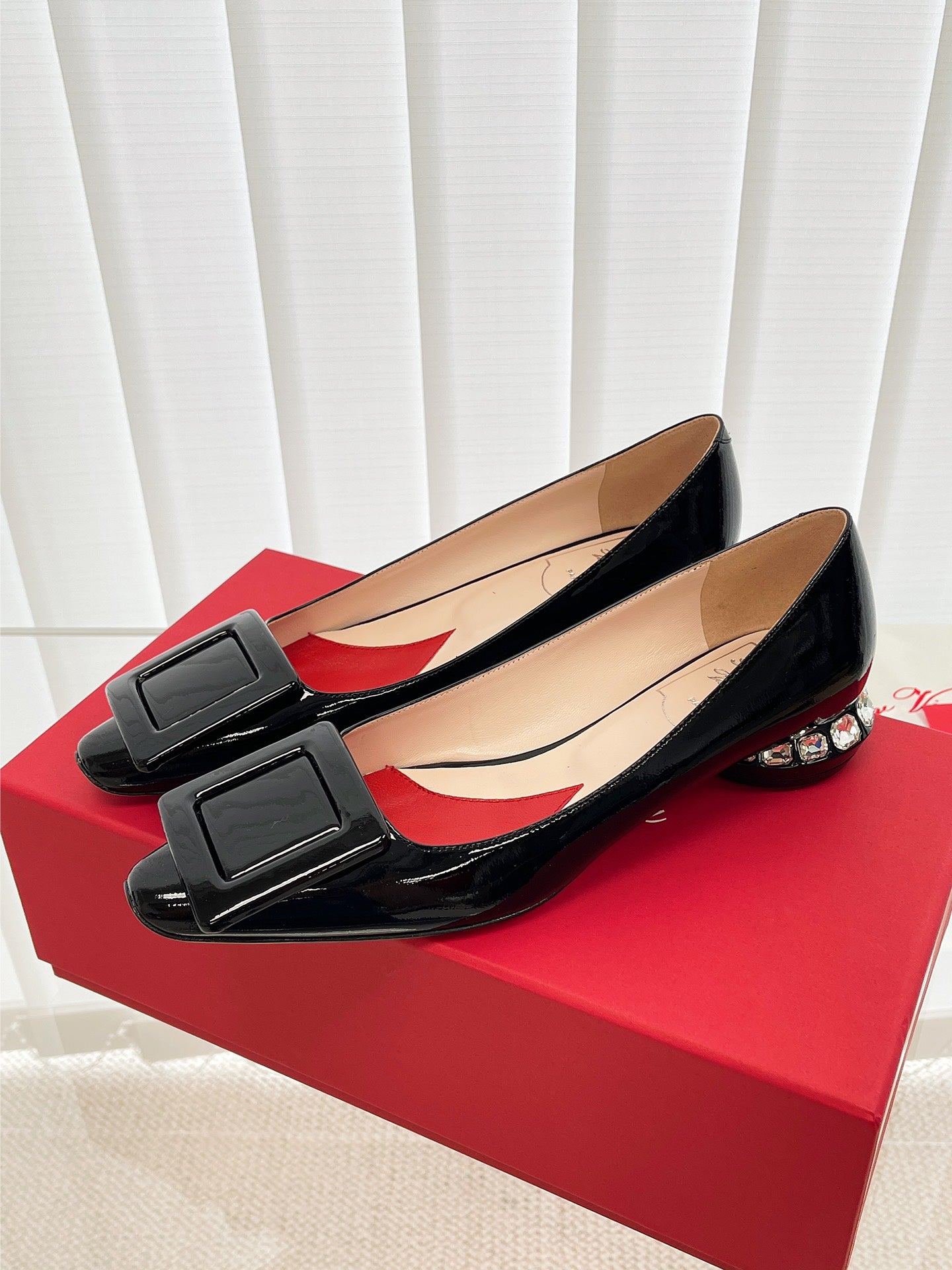 RV-042Shoes