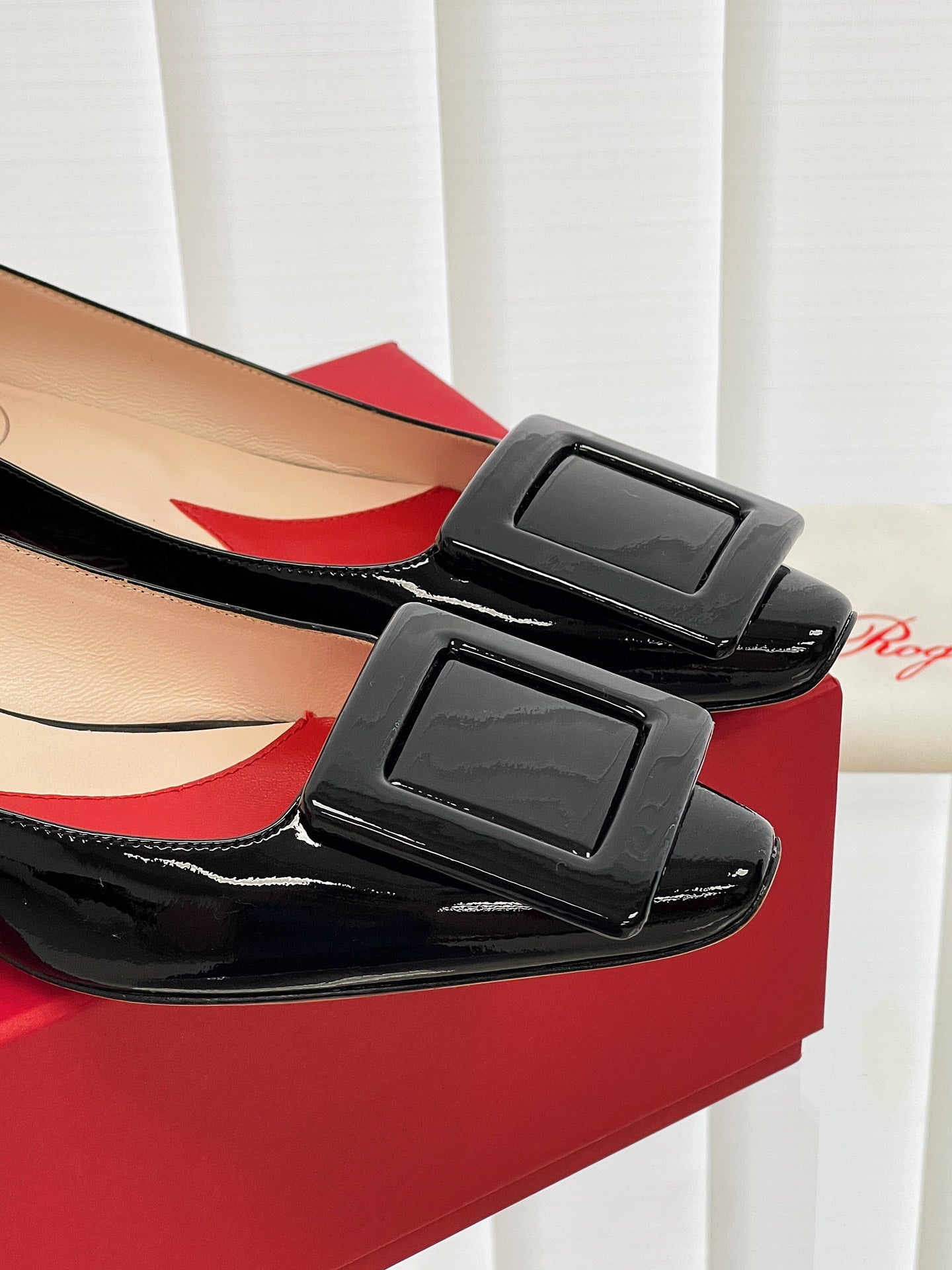 RV-042Shoes