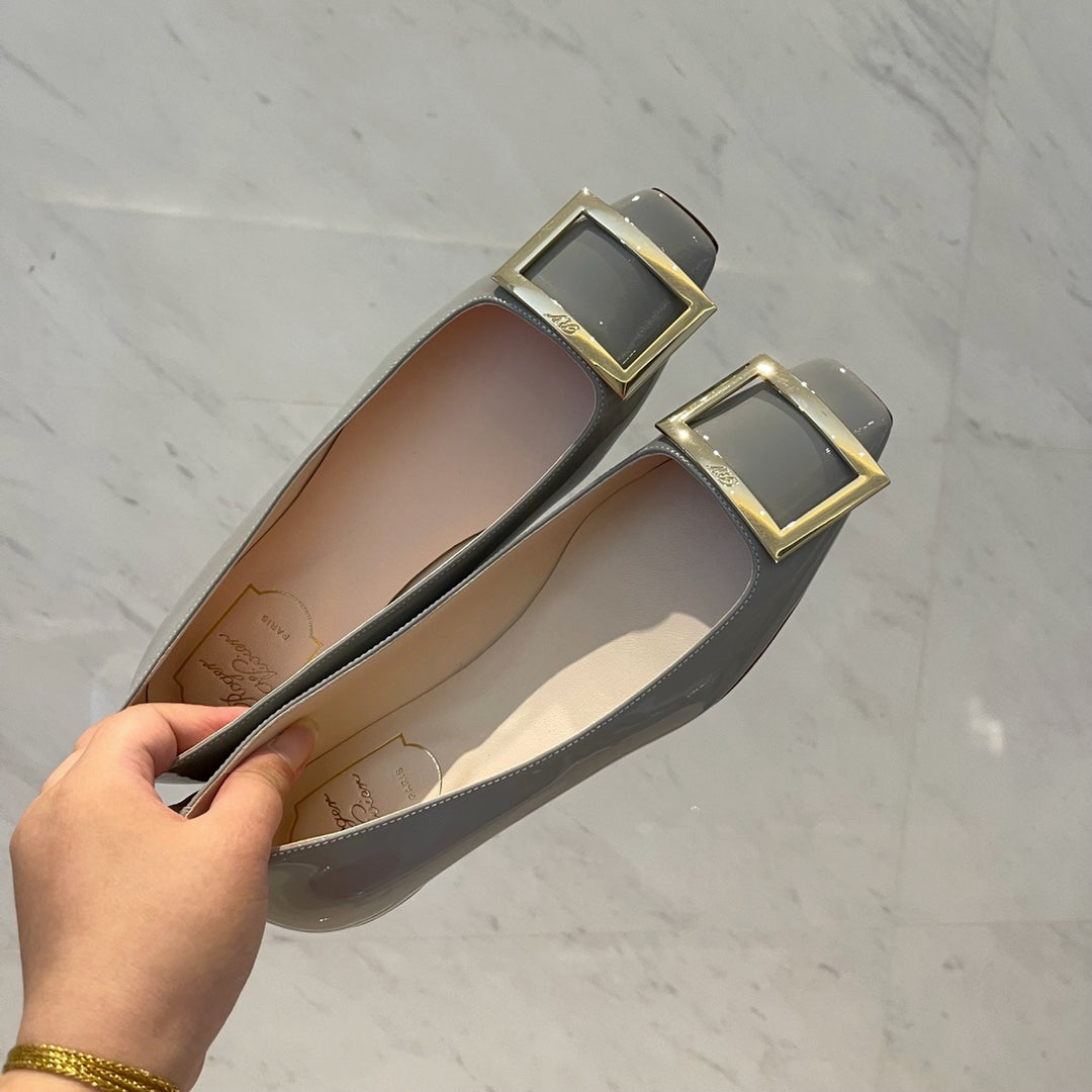 RV-048Shoes