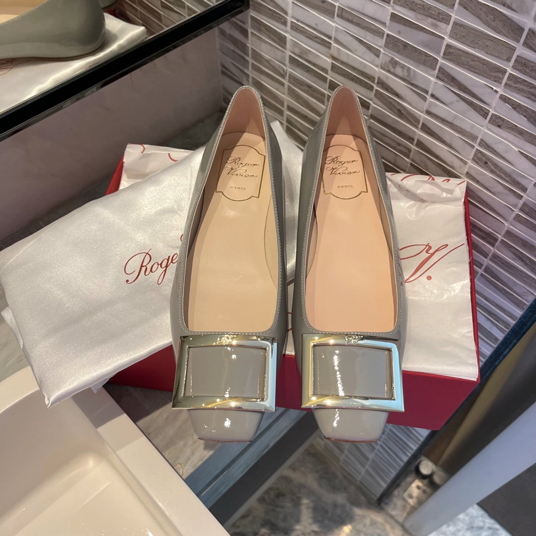 RV-048Shoes