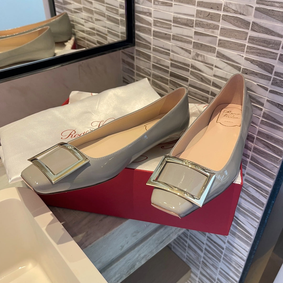 RV-048Shoes