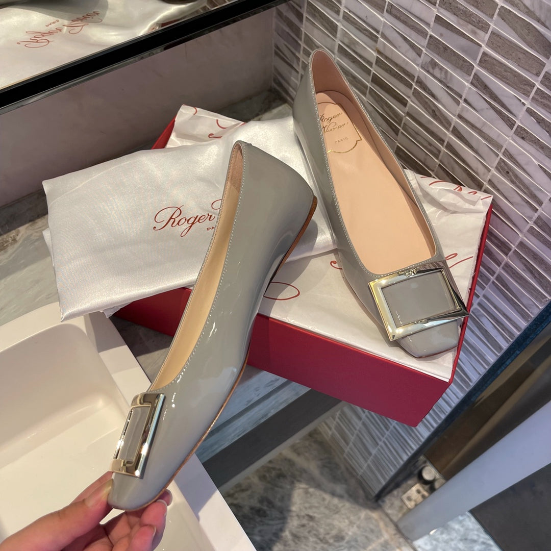RV-048Shoes