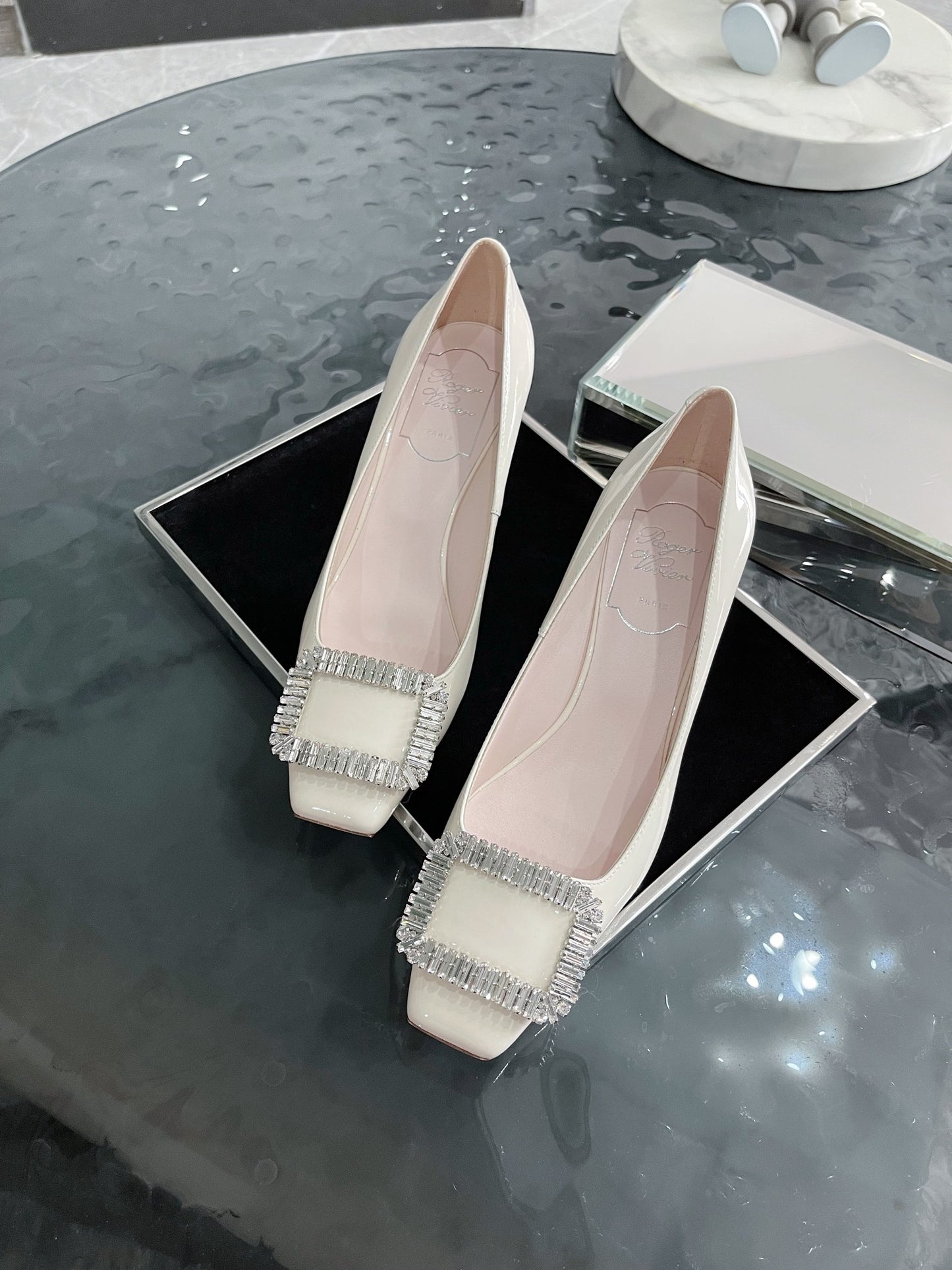 RV-075Shoes