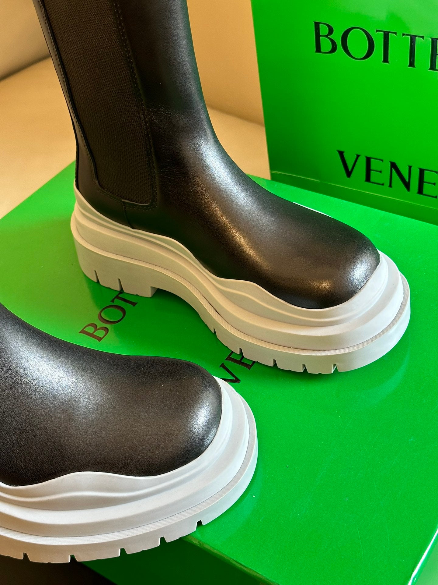 BV-001Shoes