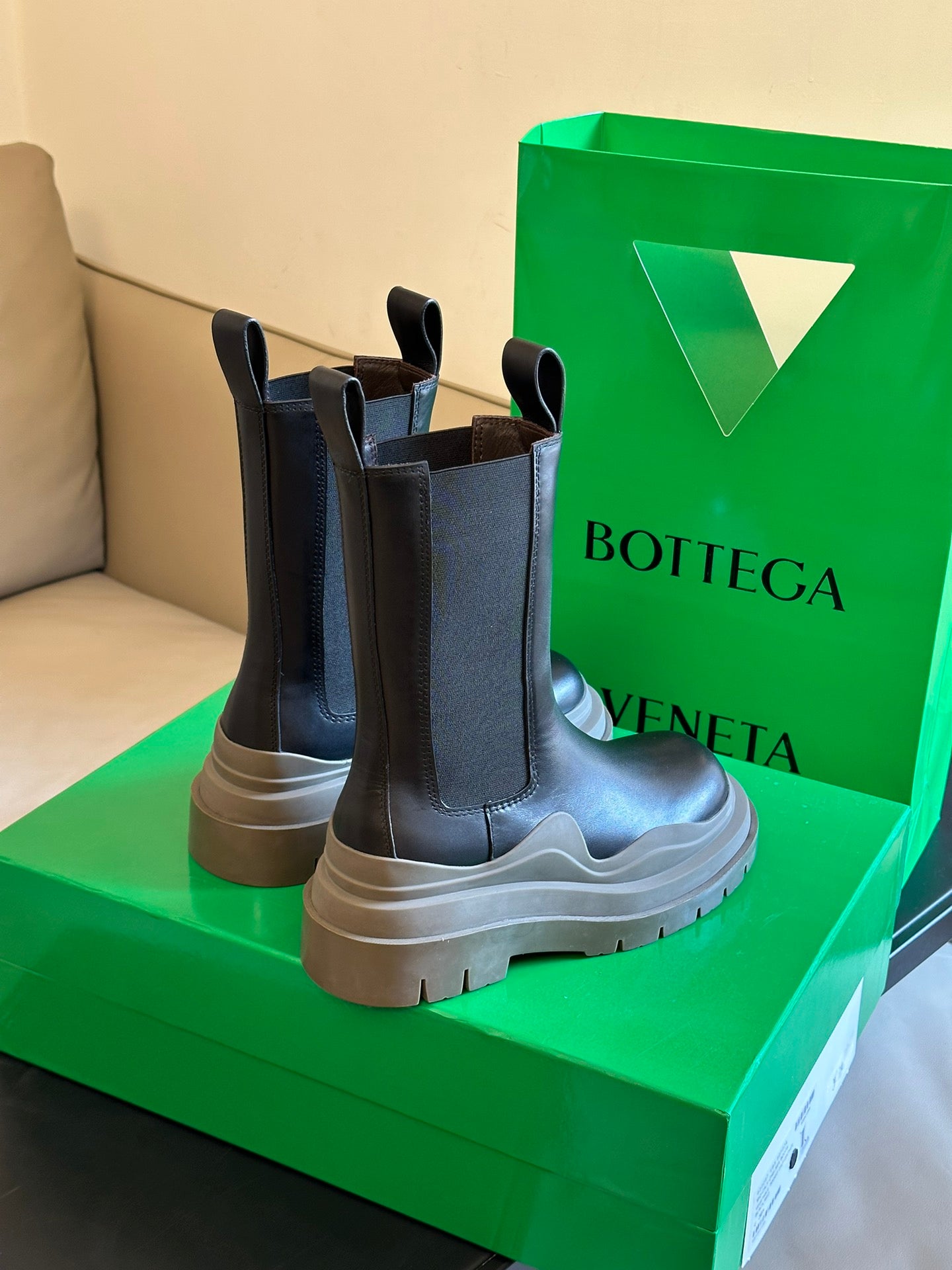 BV-002Shoes