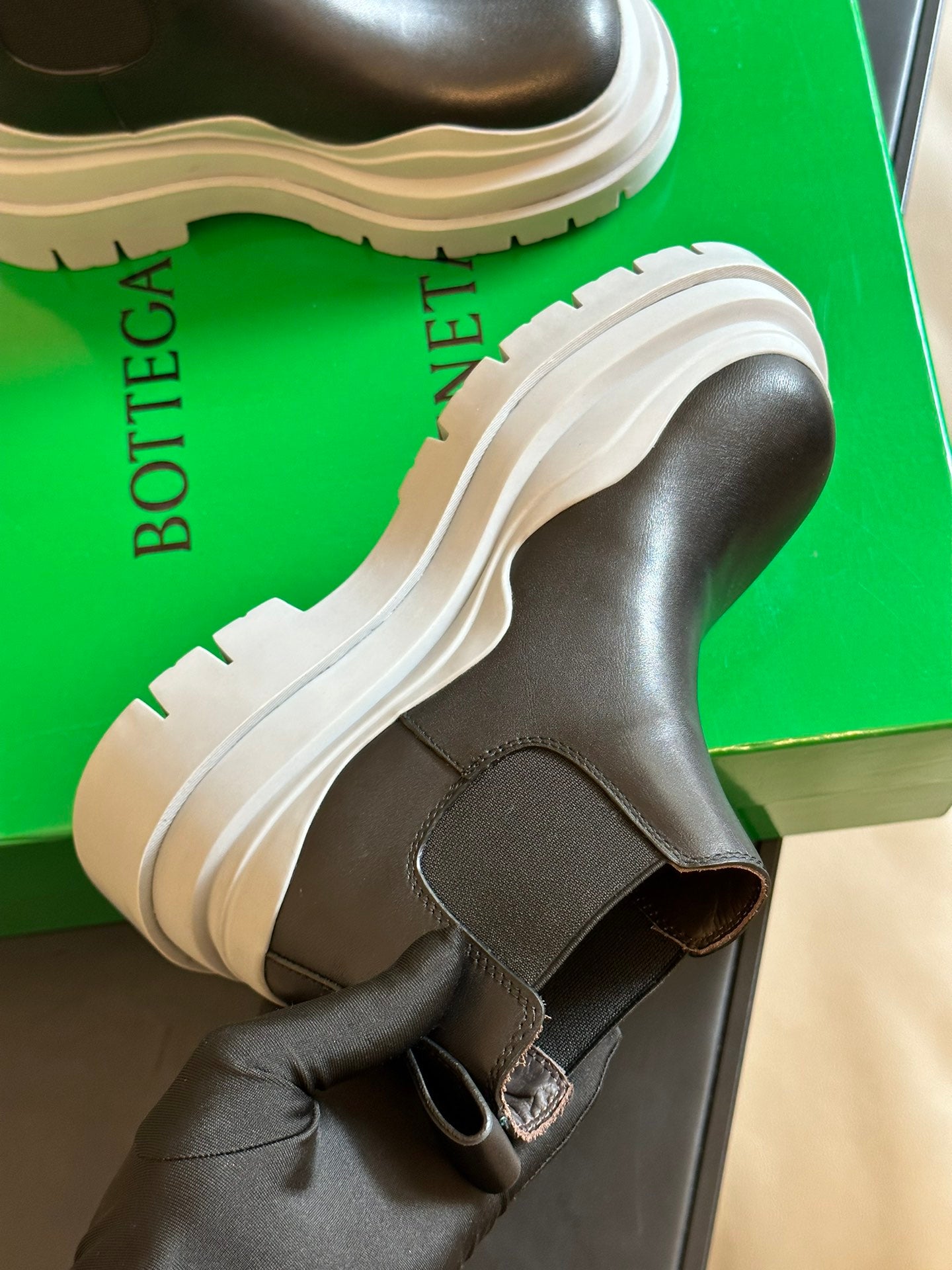 BV-004Shoes