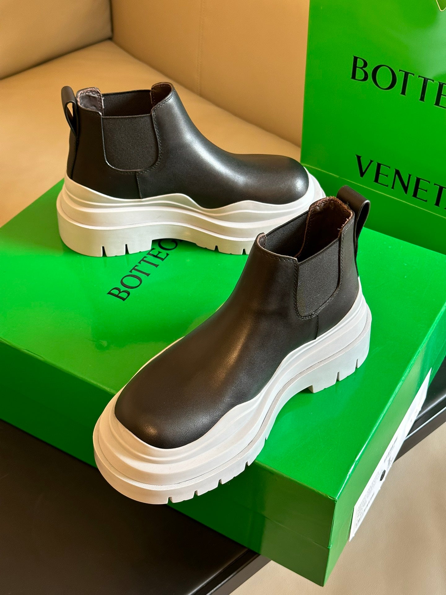 BV-004Shoes
