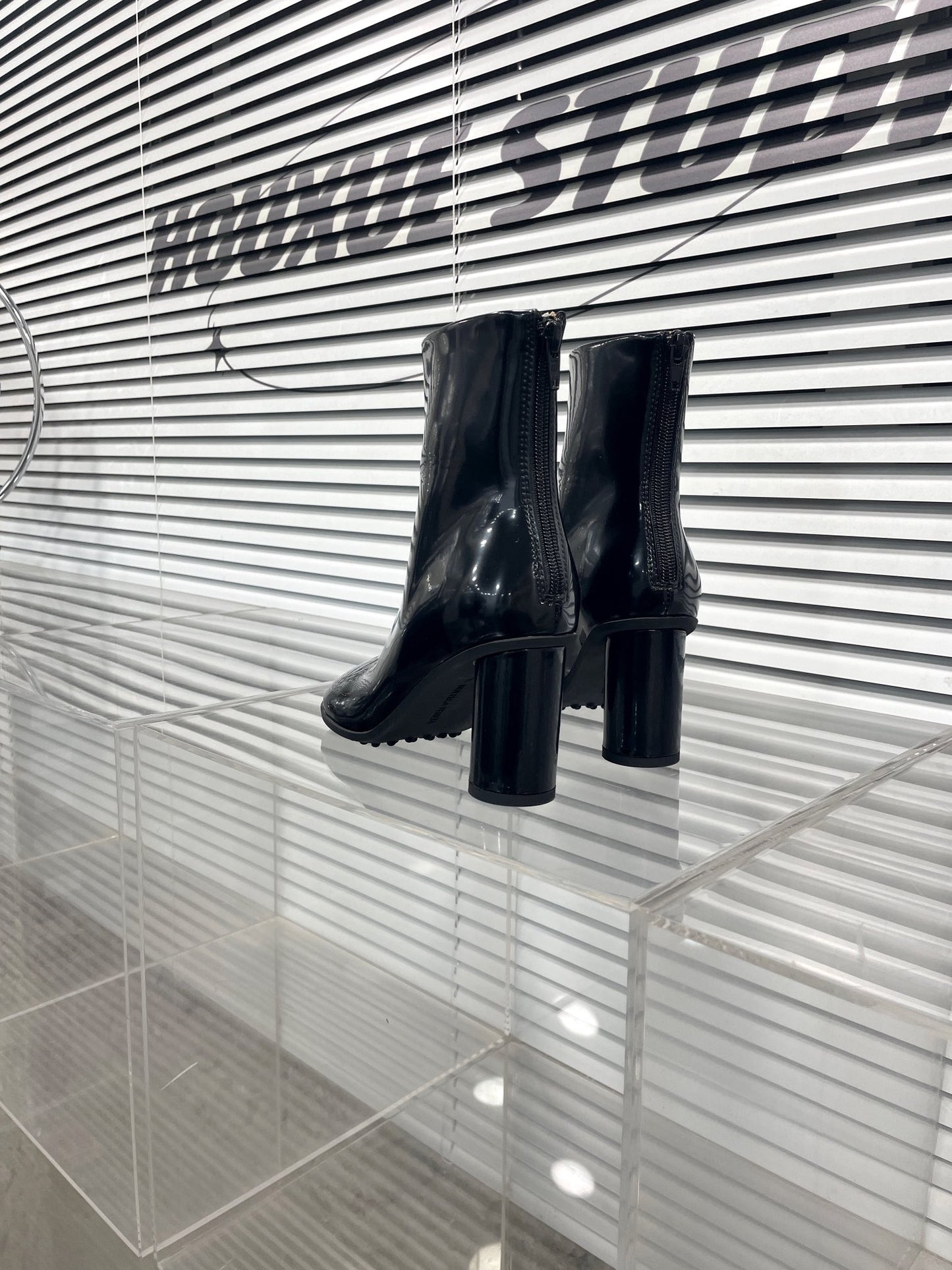 BV-007Shoes