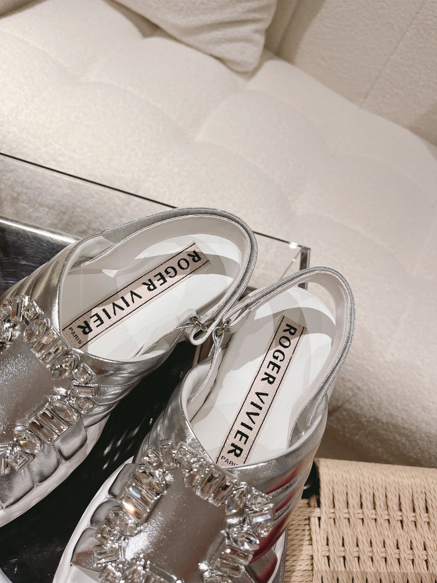 BV-010Shoes