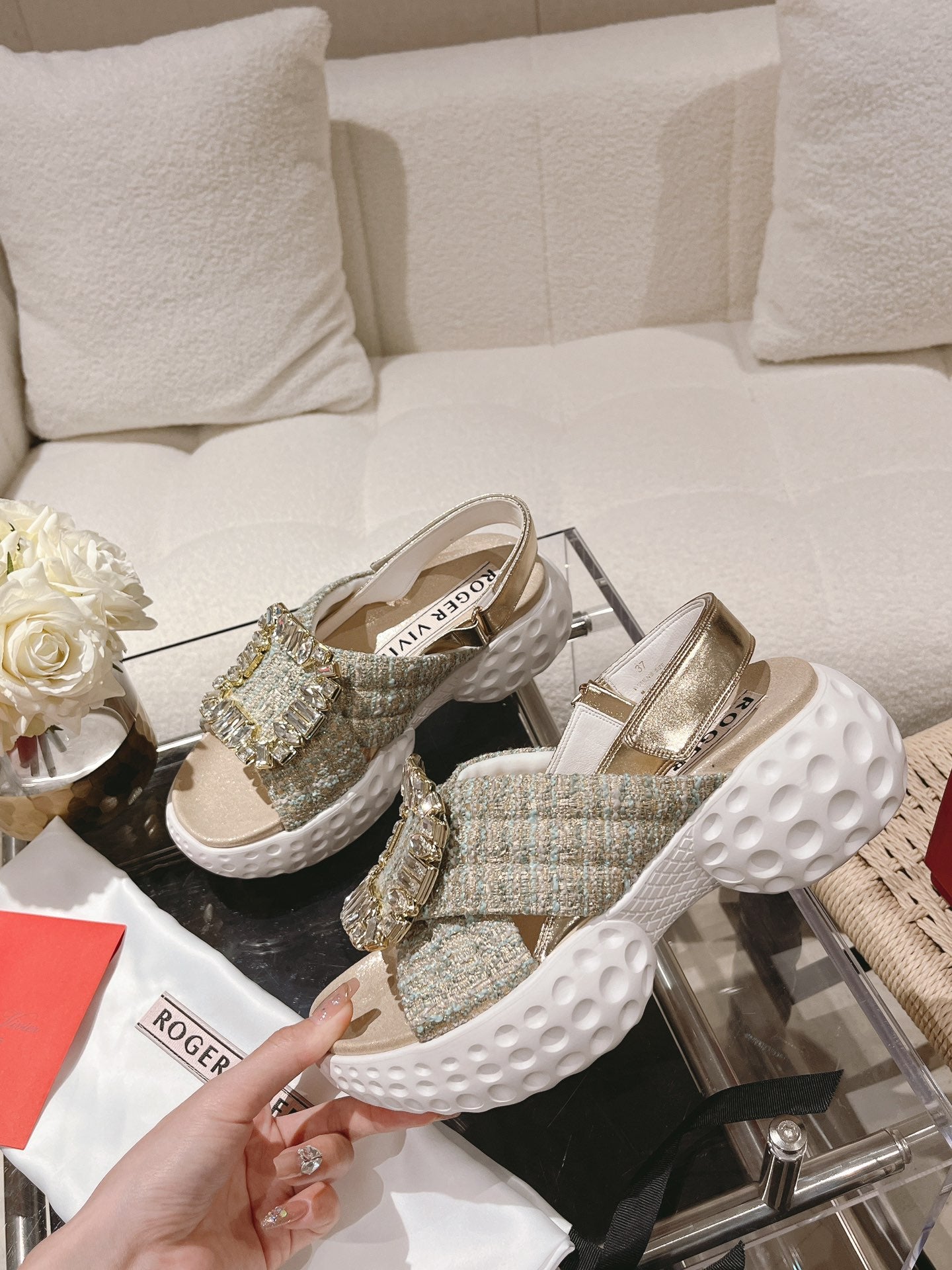 BV-011Shoes