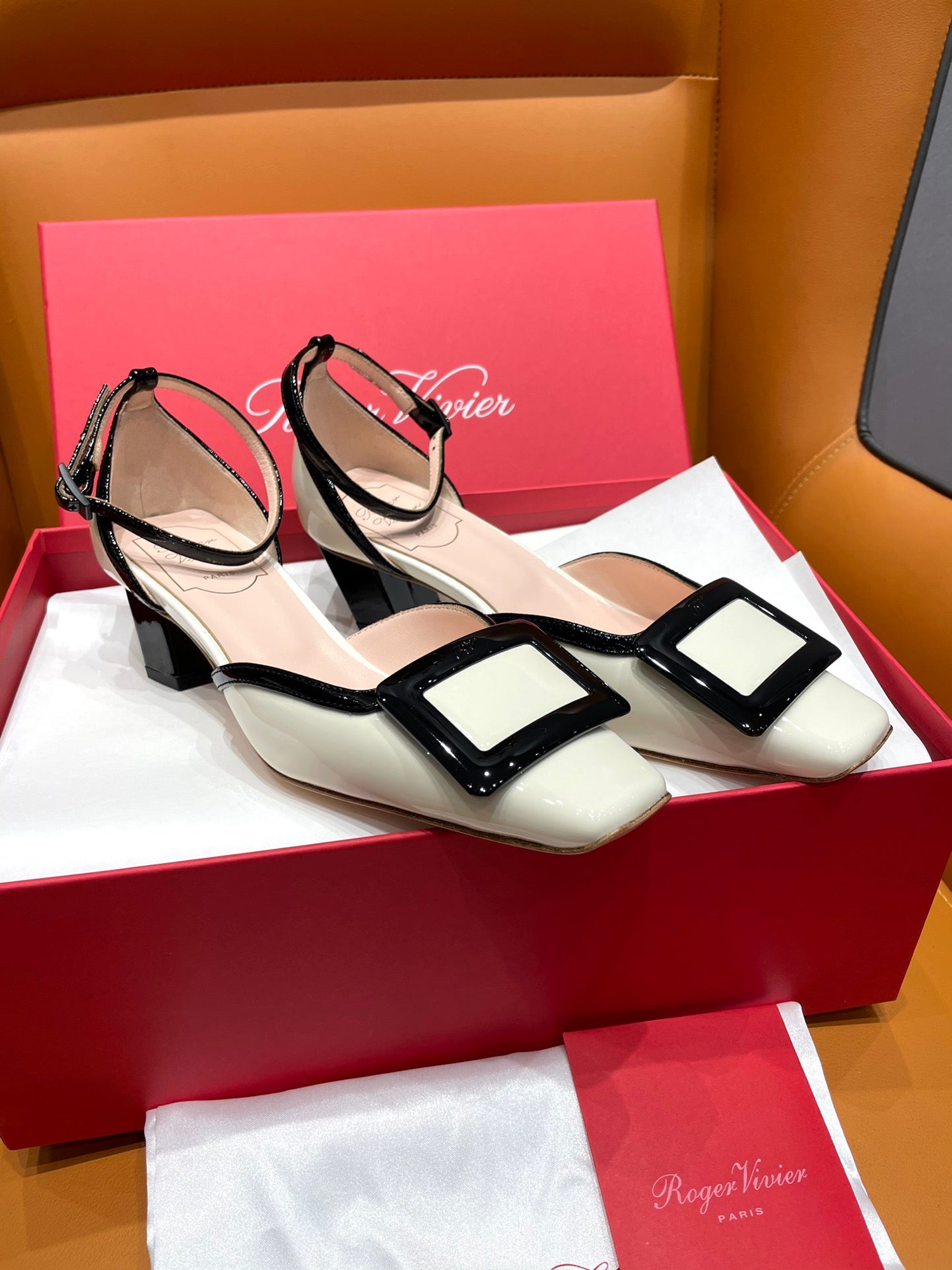BV-044Shoes