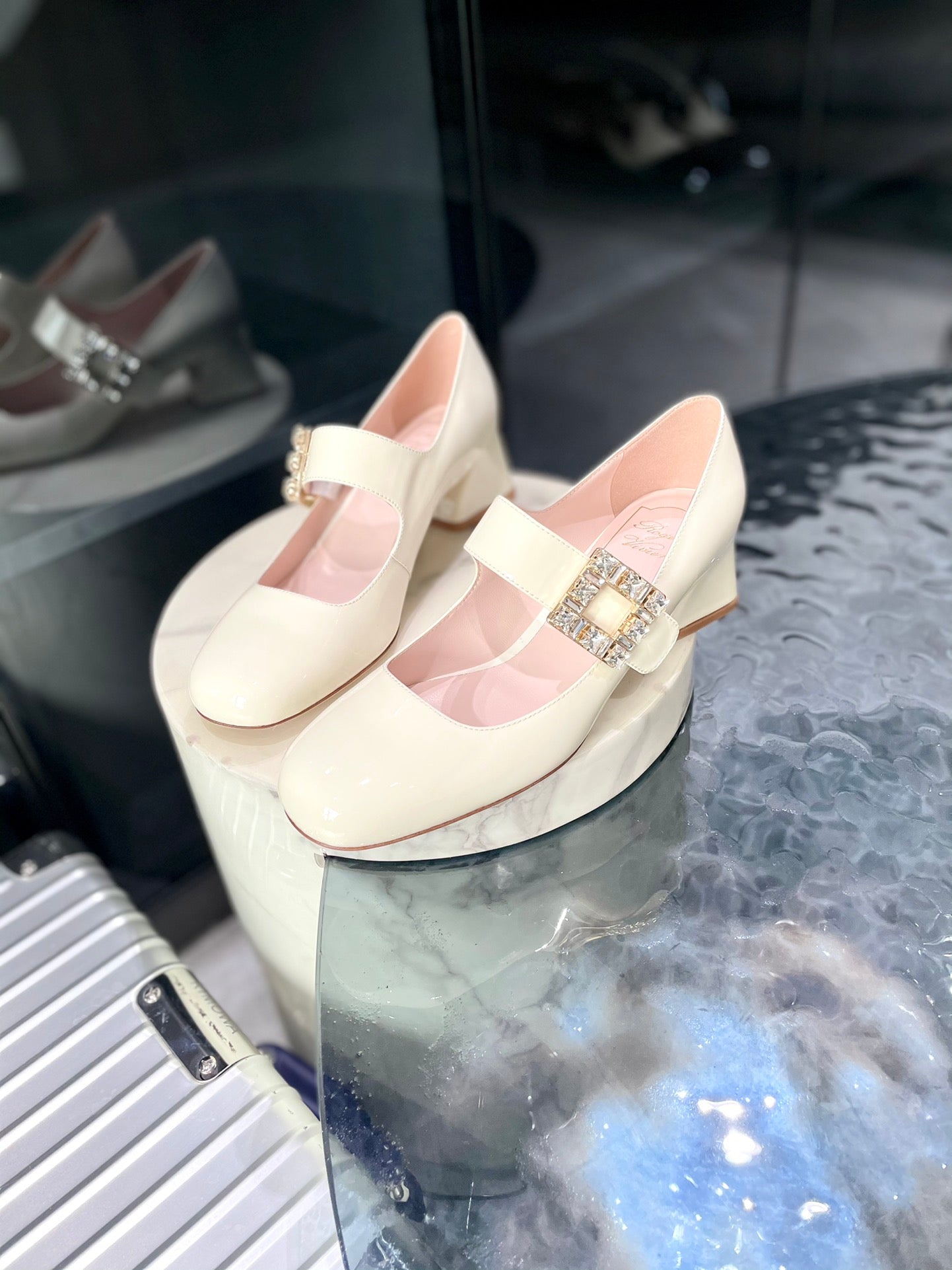 BV-047Shoes