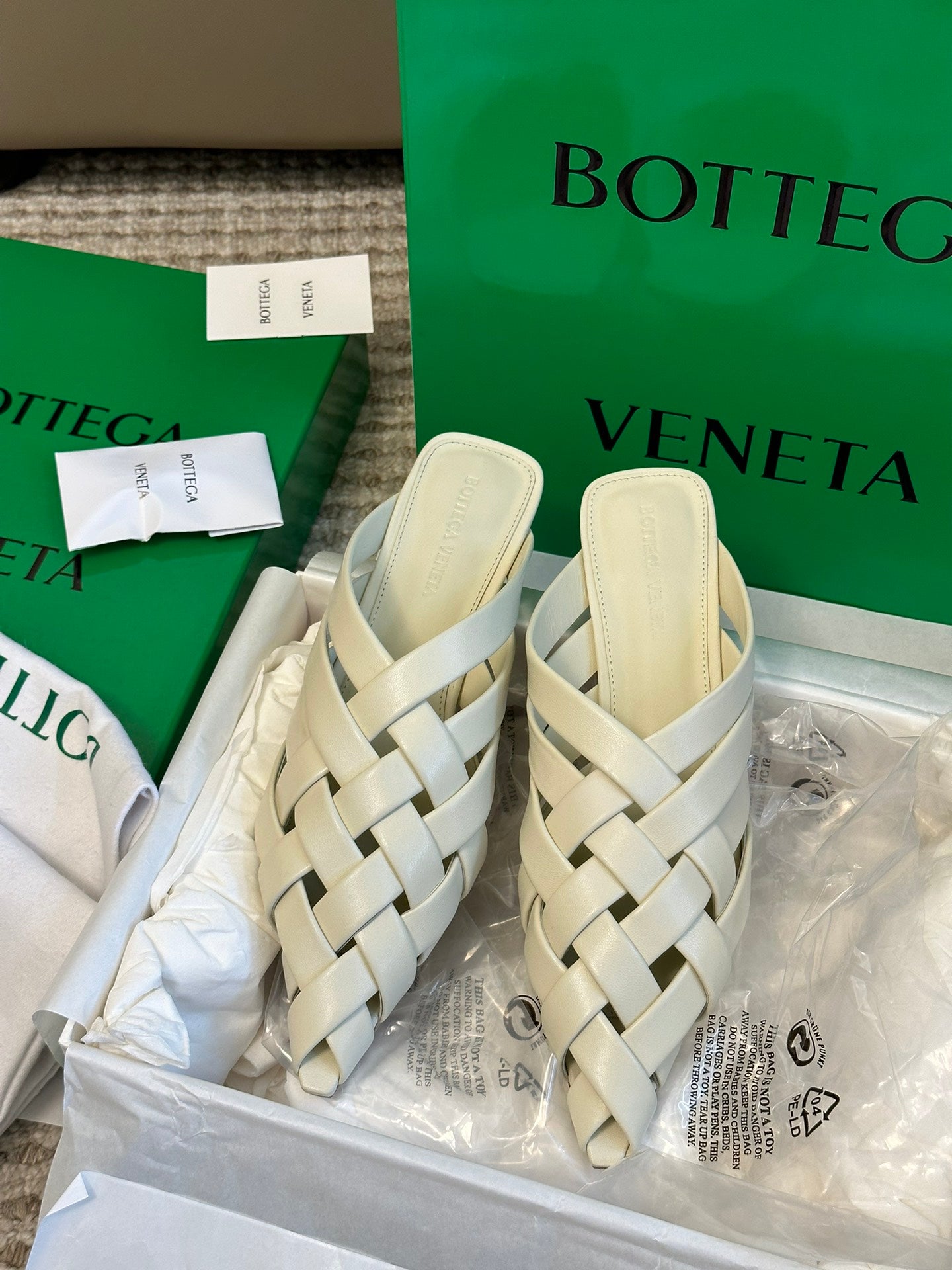 BV-065Shoes