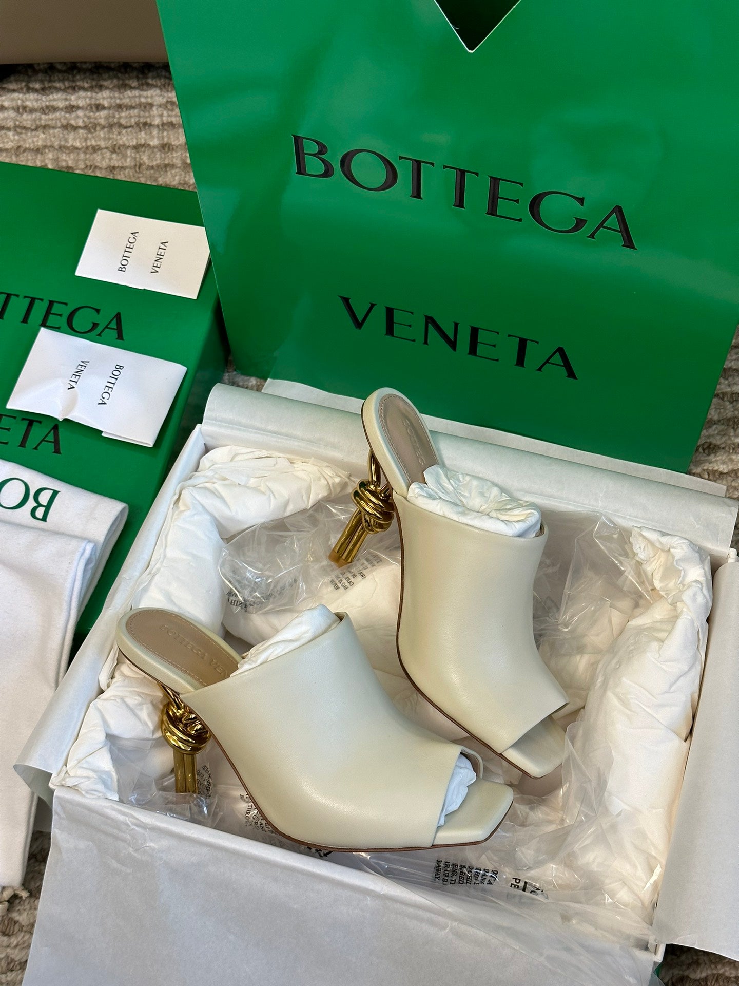 BV-068Shoes