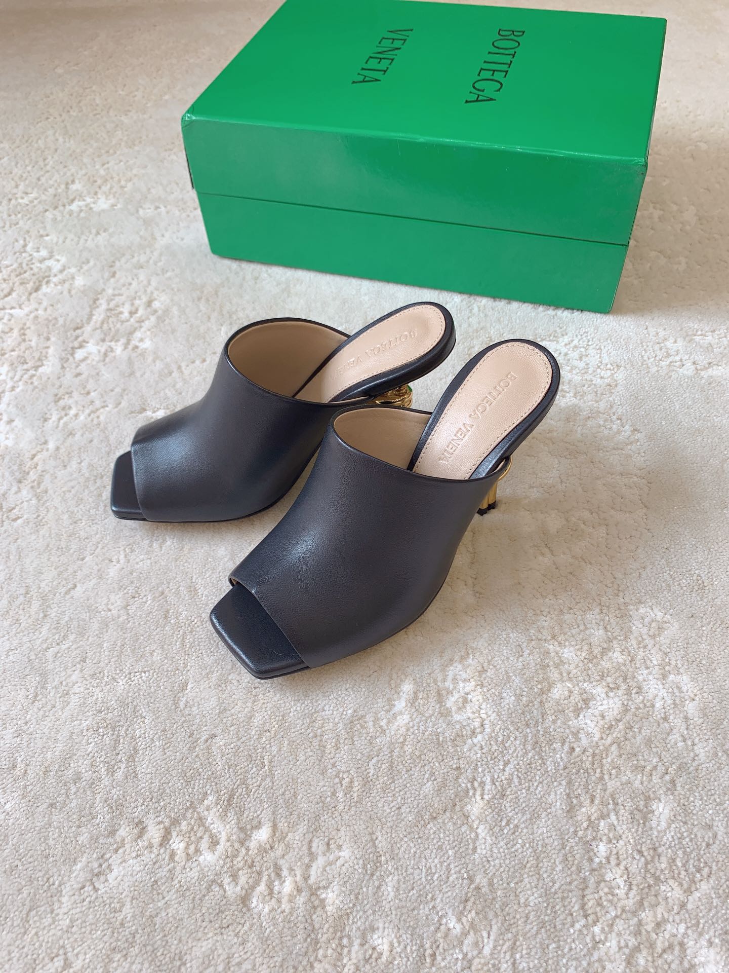 BV-070Shoes