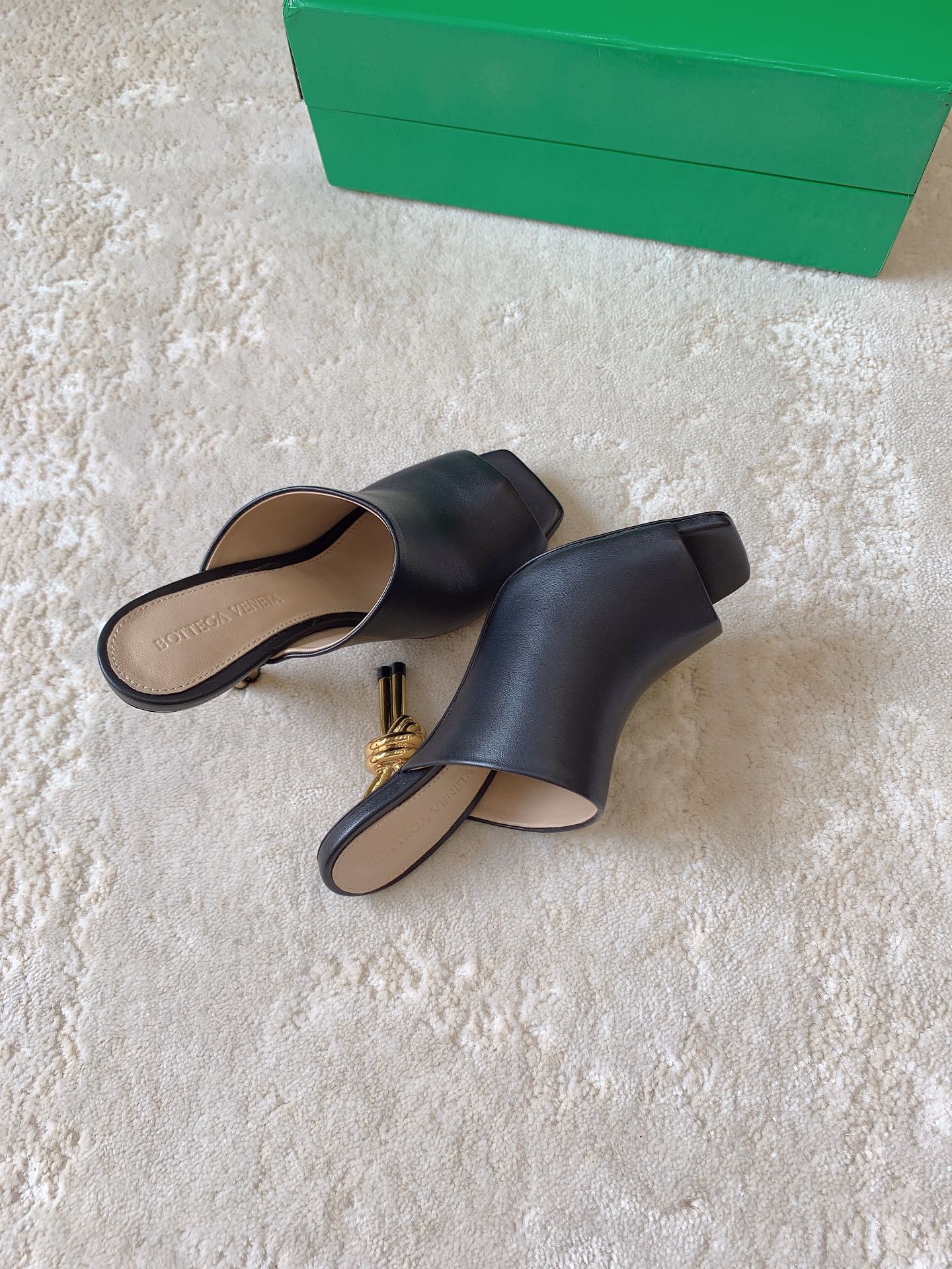 BV-070Shoes