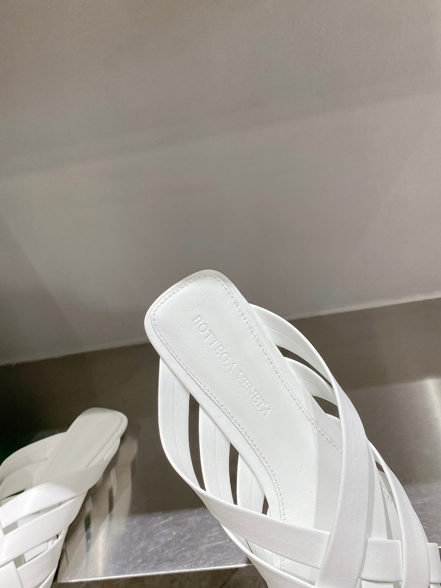 BV-072Shoes
