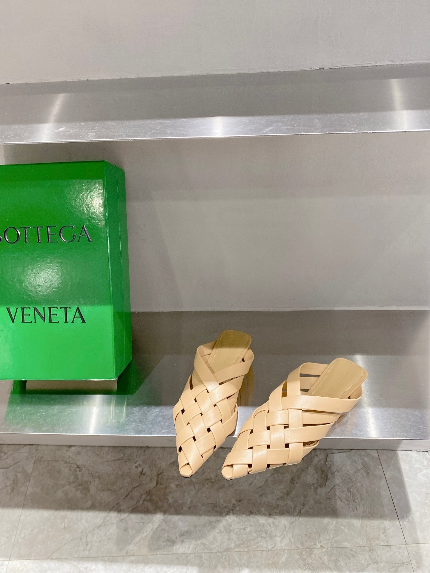 BV-073Shoes