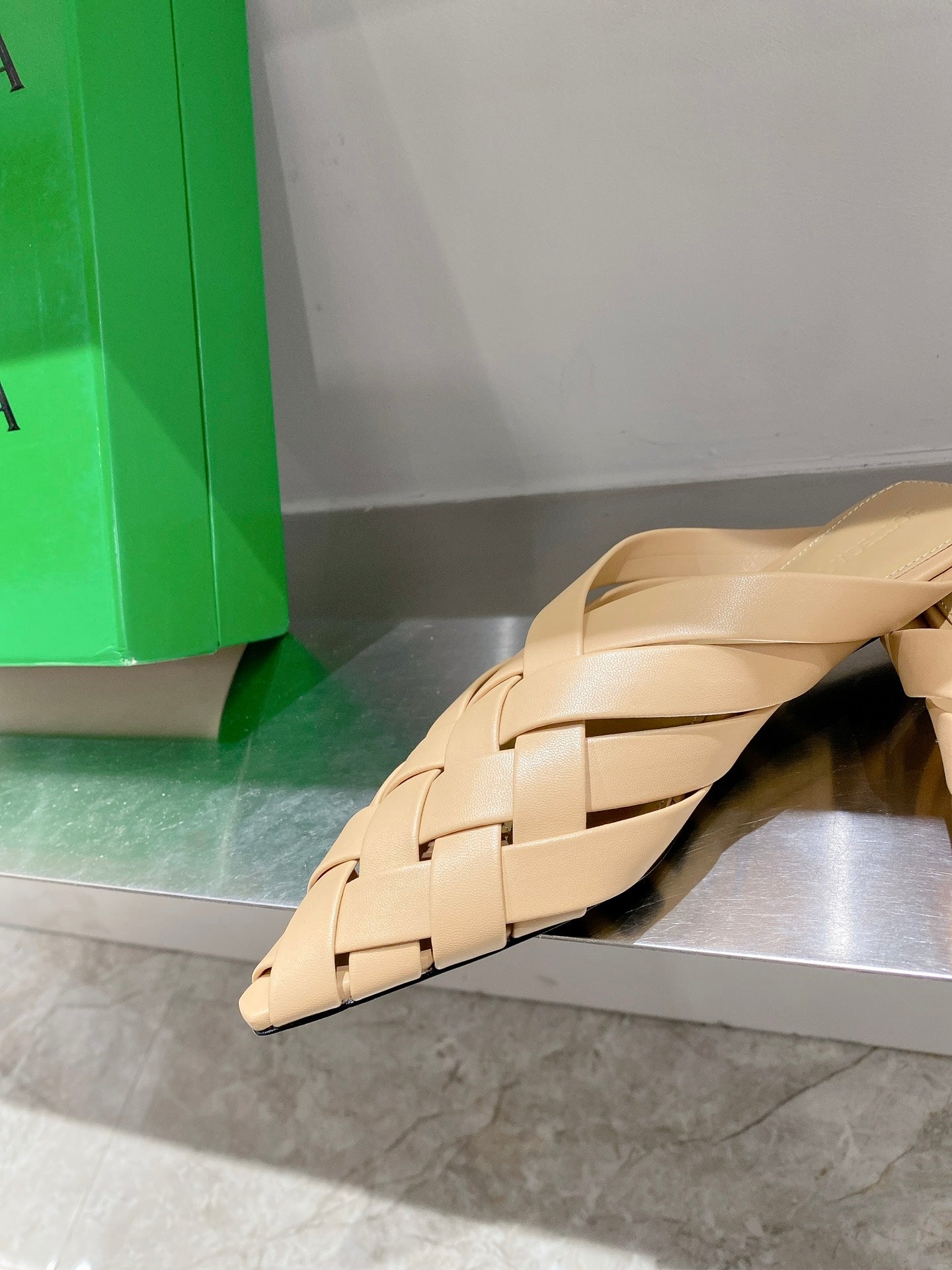 BV-073Shoes