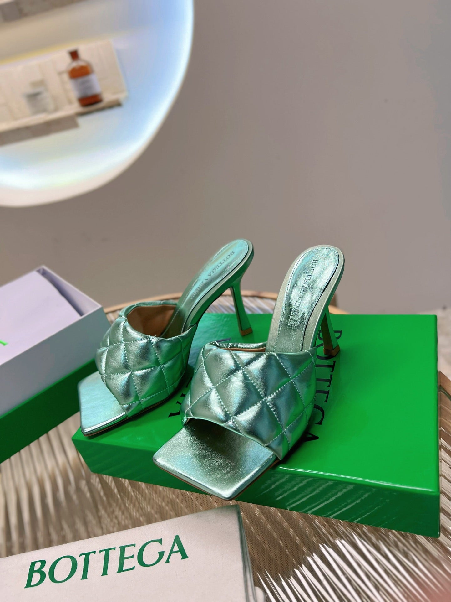 BV-081Shoes
