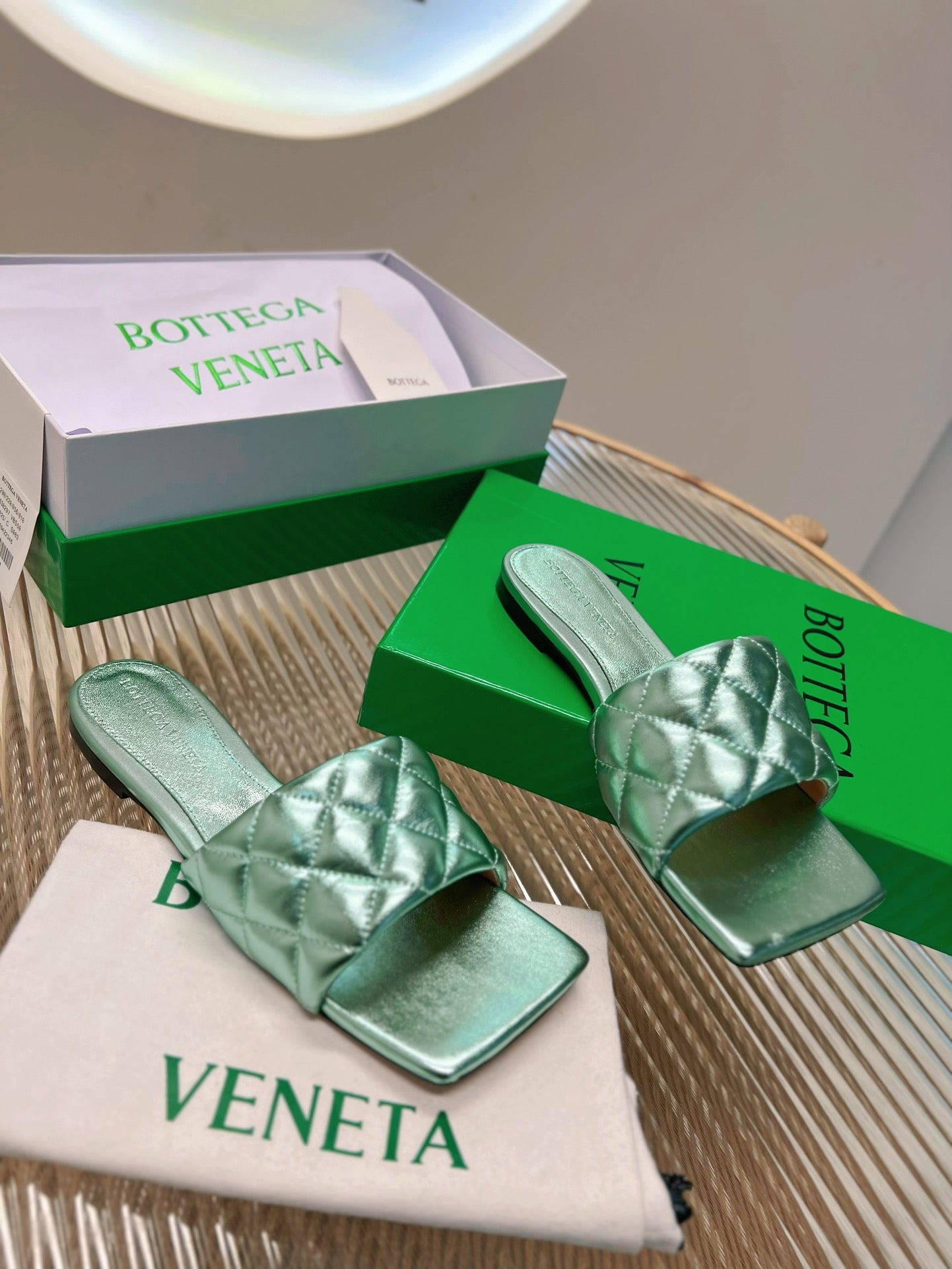 BV-084Shoes