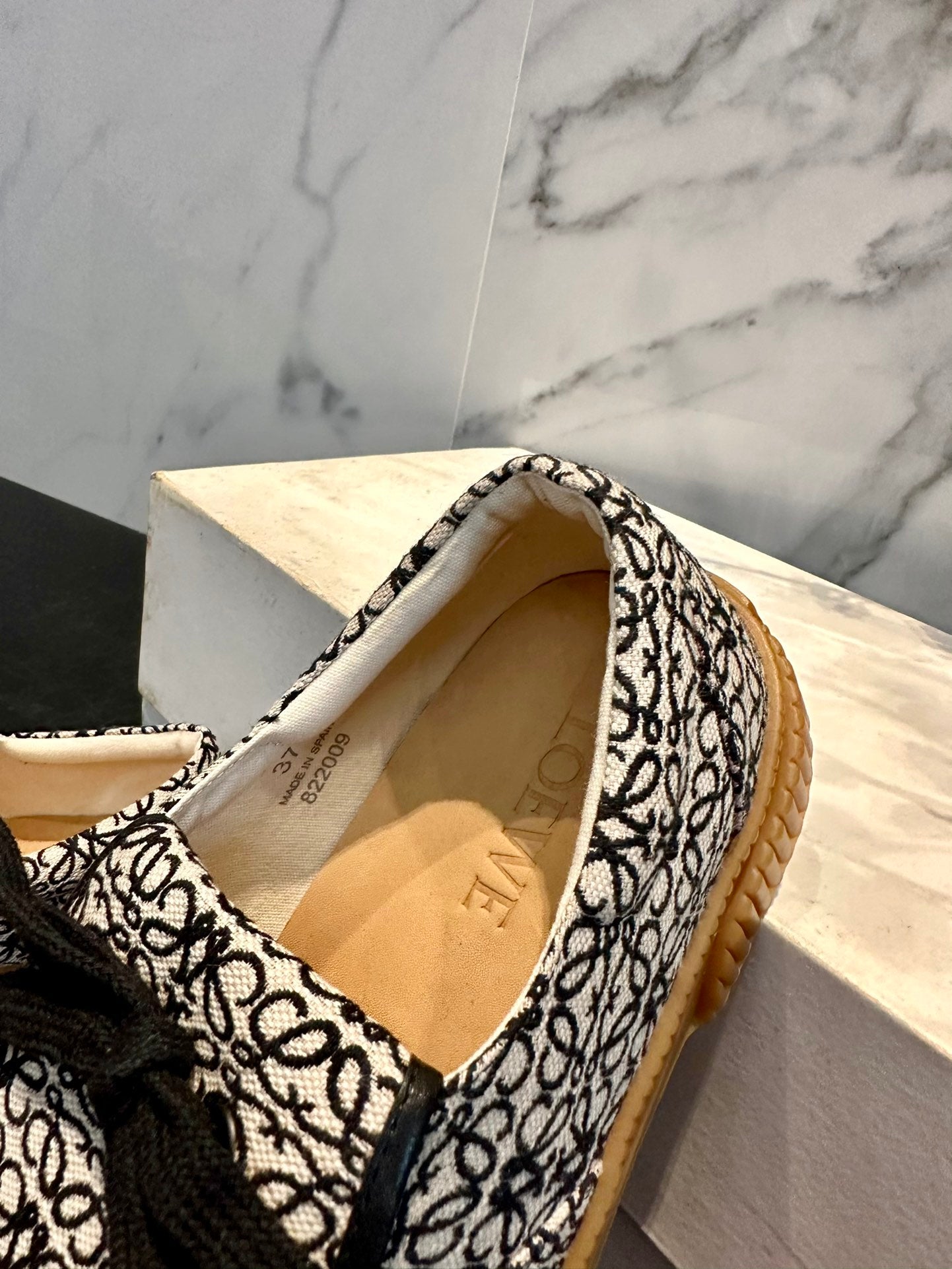 LOEWE -016Shoes
